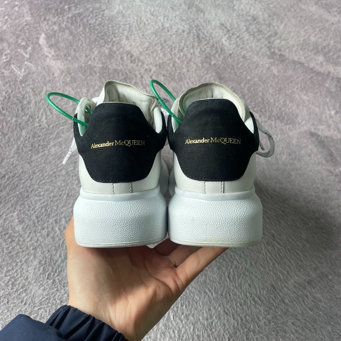 Alexander McQueen Alexander McQueen White Lowtop Sneakers 36 Women Size US 6 / IT 36 - 3 Thumbnail