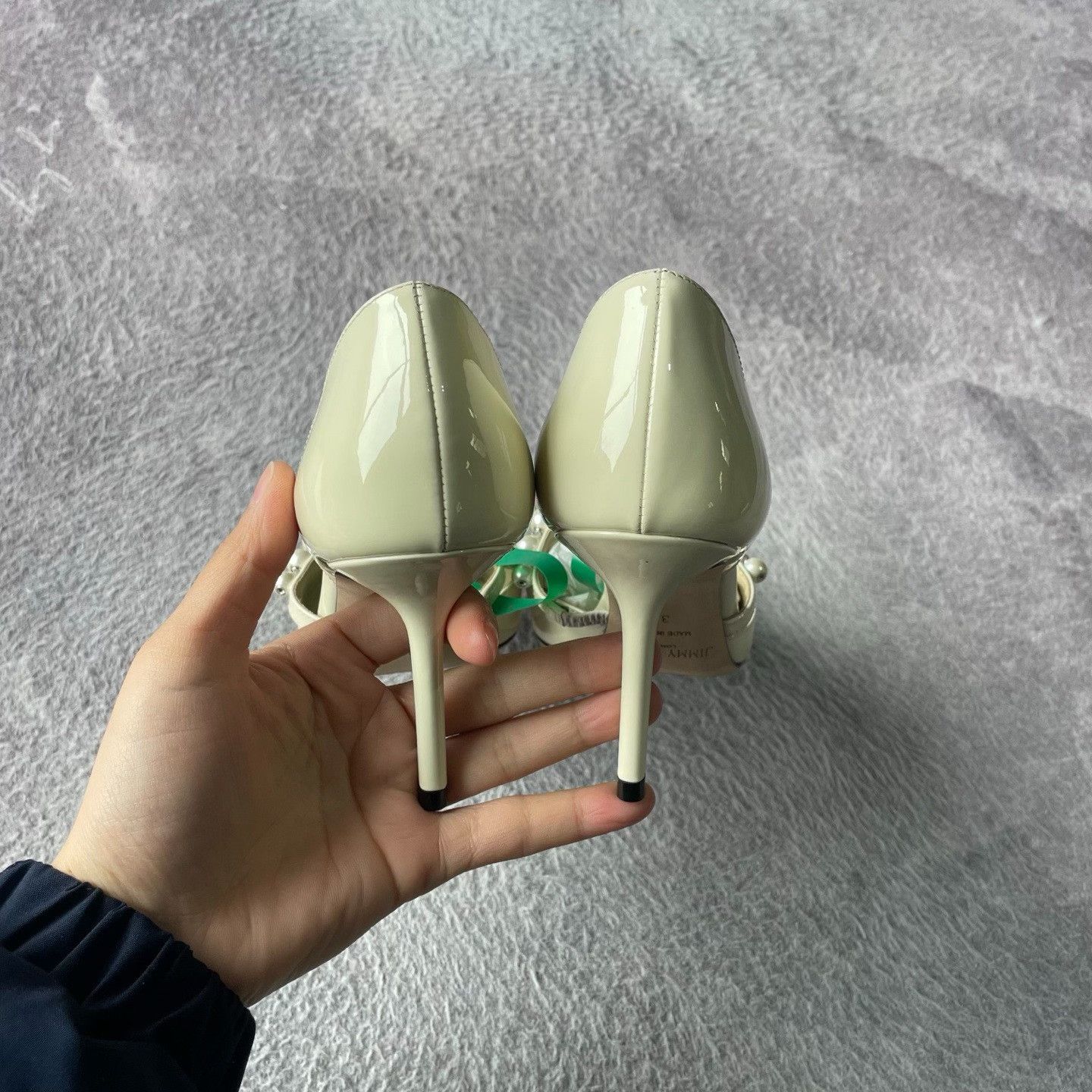 Gucci Gucci White Lowtop Sneakers 35 Women Size US 5 / IT 35 - 3 Thumbnail