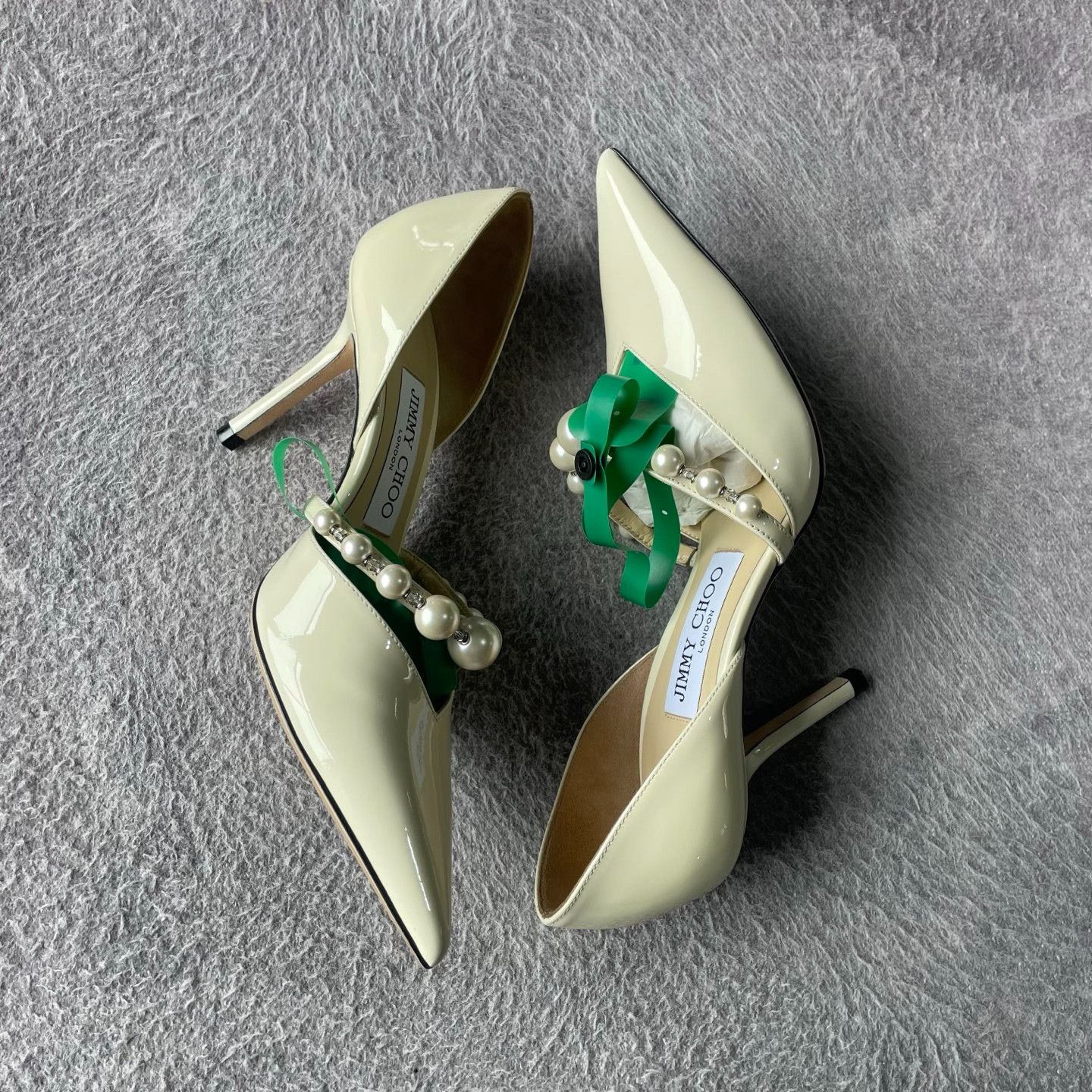 Gucci Gucci White Lowtop Sneakers 35 Women Size US 5 / IT 35 - 7 Thumbnail