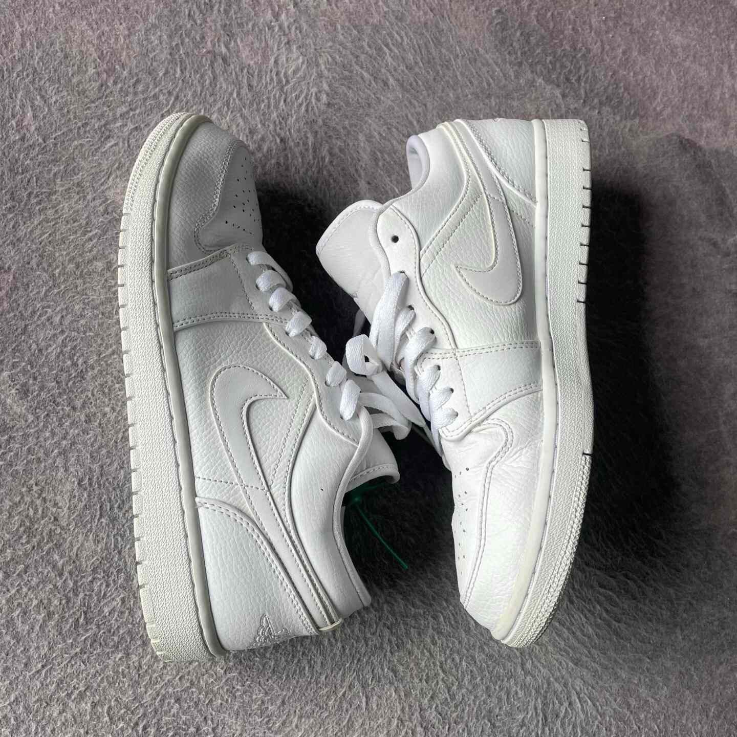 Nike Nike White Lowtop Sneakers 42 Men Size US 9 / EU 42 - 6 Thumbnail