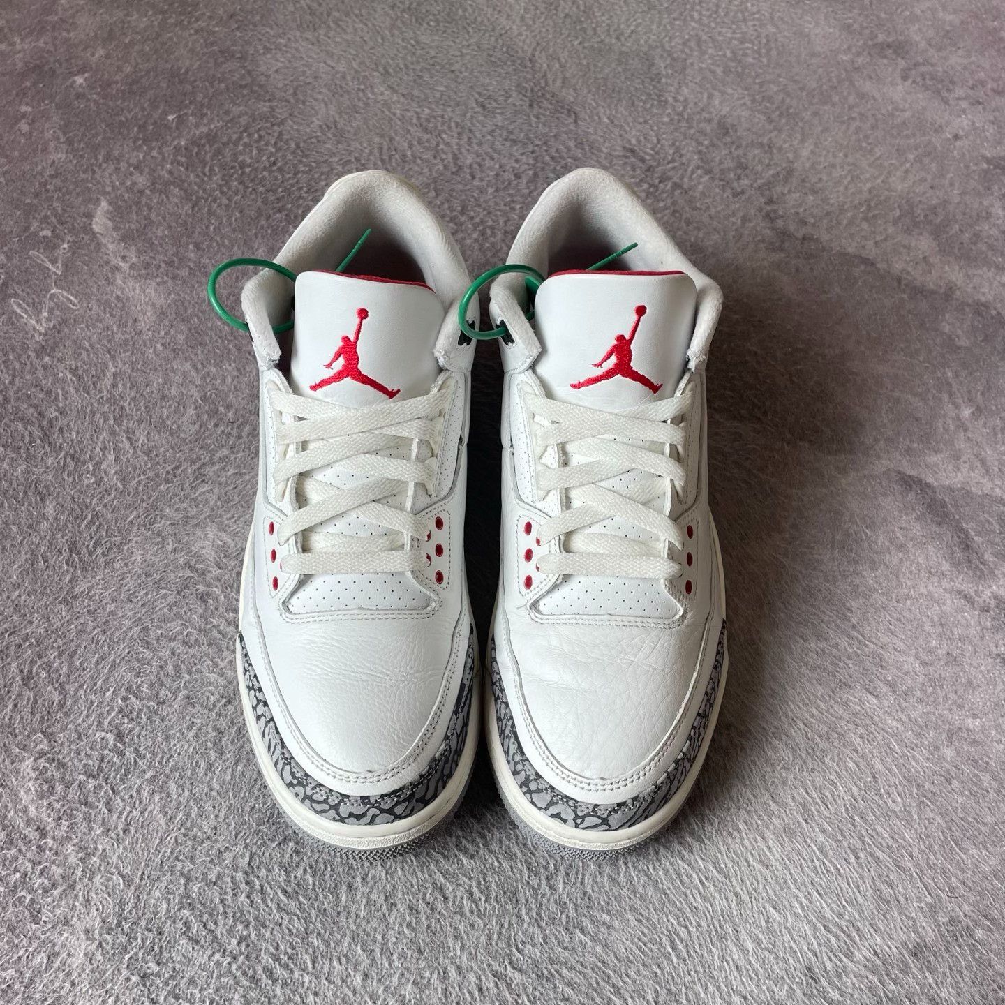 Nike Nike Distressed White Lowtop Sneakers 44 Men Size US 10.5 / EU 43-44 - 2 Thumbnail