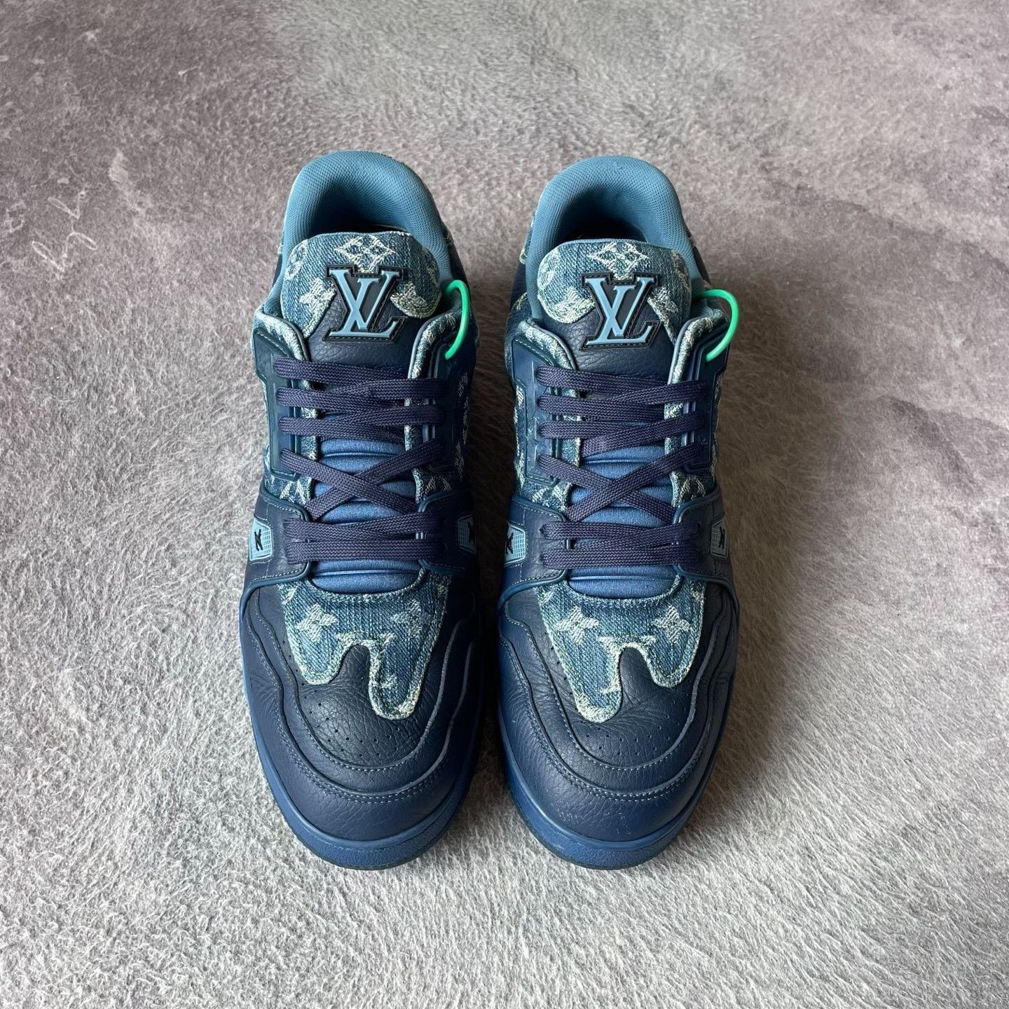 Louis Vuitton Louis Vuitton Collab Blue Lowtop Sneakers 44 Men Size US 10.5 / EU 43-44 - 2 Thumbnail