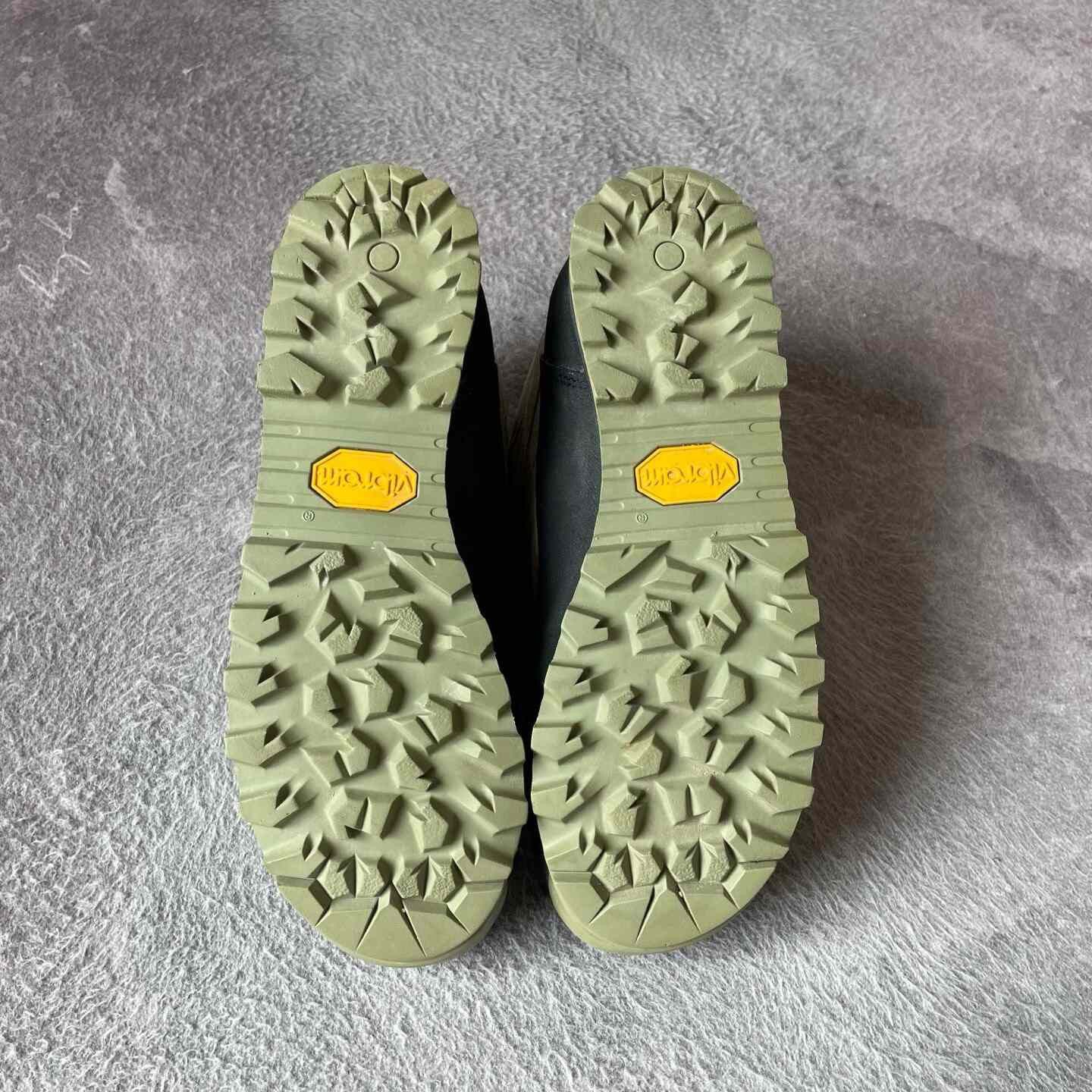 Louis Vuitton Louis Vuitton Green Hitop Sneakers 41 Men Size US 8.5 / EU 41-42 - 4 Thumbnail