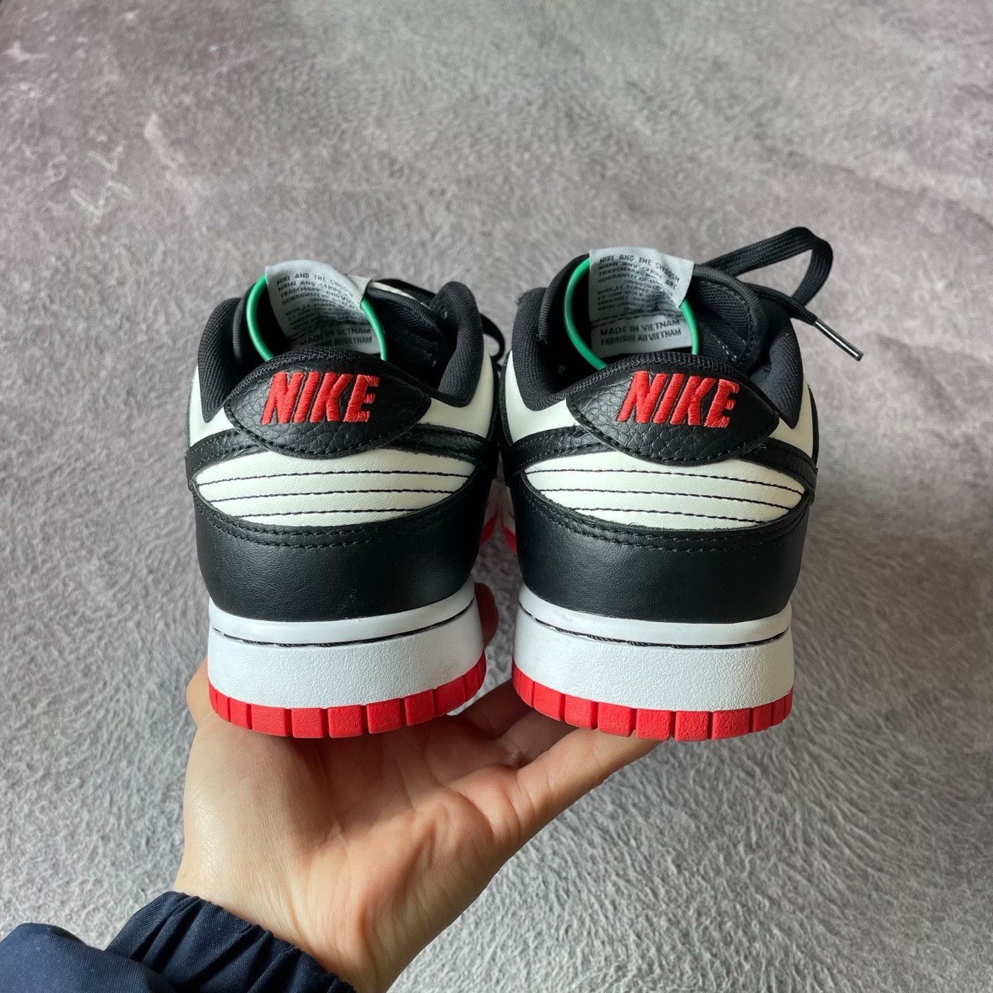 Nike Nike Black Lowtop Sneakers 43 Men Size US 10 / EU 43 - 3 Thumbnail