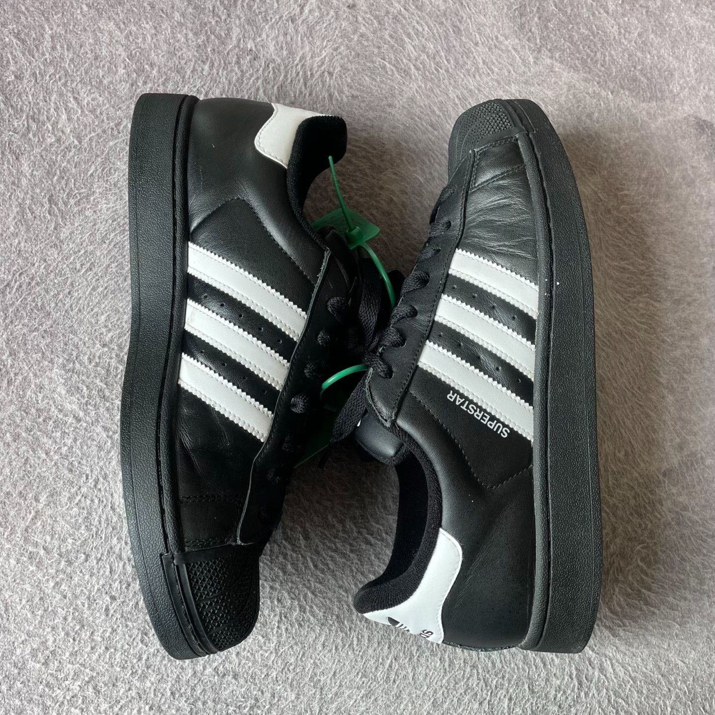 Adidas Adidas Black Lowtop Sneakers 44.5 Men Size US 11 / EU 44 - 7 Thumbnail