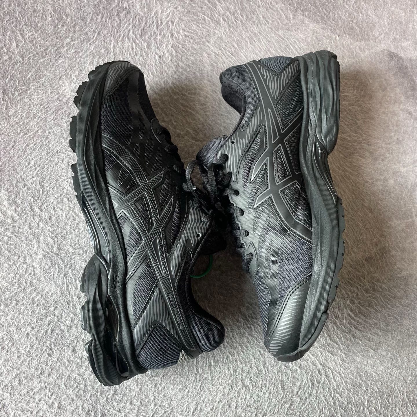 Asics Asics Black Lowtop Sneakers 41 Men Size US 8.5 / EU 41-42 - 6 Thumbnail
