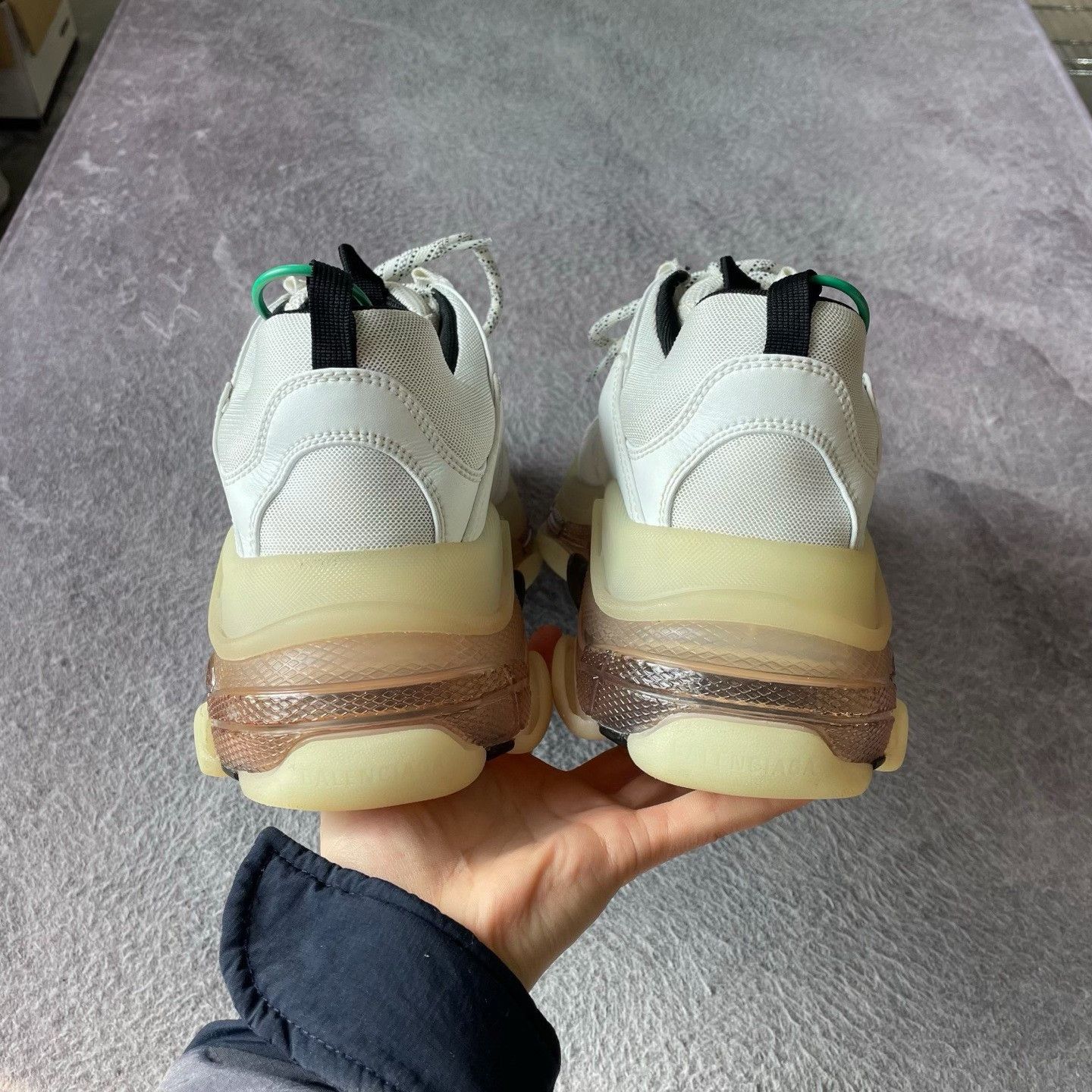 Balenciaga Balenciaga White Lowtop Sneakers S Men Size US 10 / EU 43 - 3 Thumbnail