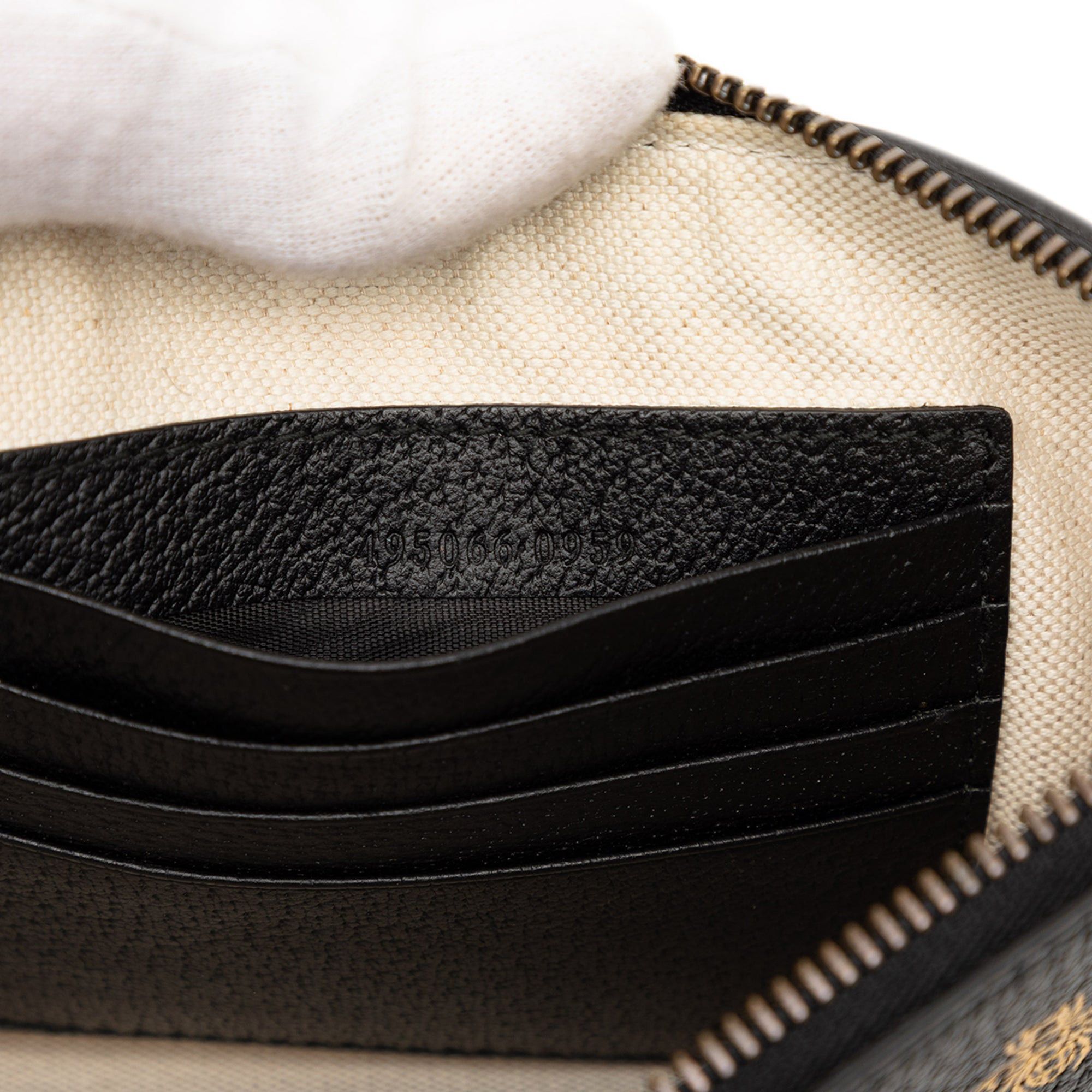 Gucci Leather Bee Star Clutch Size ONE SIZE - 6 Thumbnail