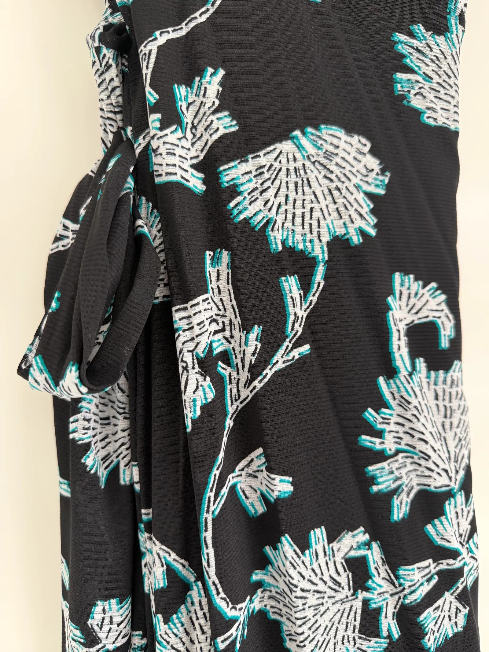 Diane von Furstenberg Diane von Furstenberg Dress Size XS / US 0-2 / IT 36-38 - 5 Thumbnail