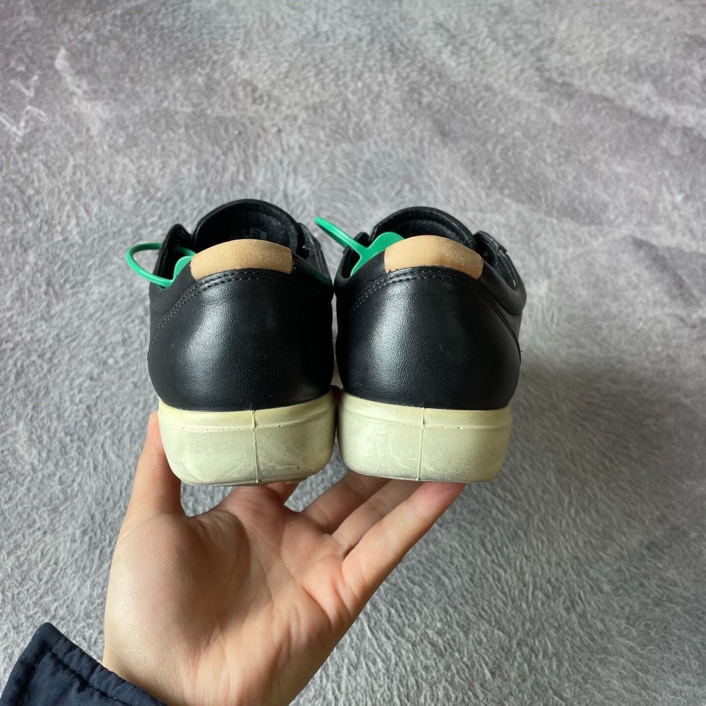 Ecco ECCO Black Lowtop Sneakers 36 Women Size US 6 / IT 36 - 3 Thumbnail