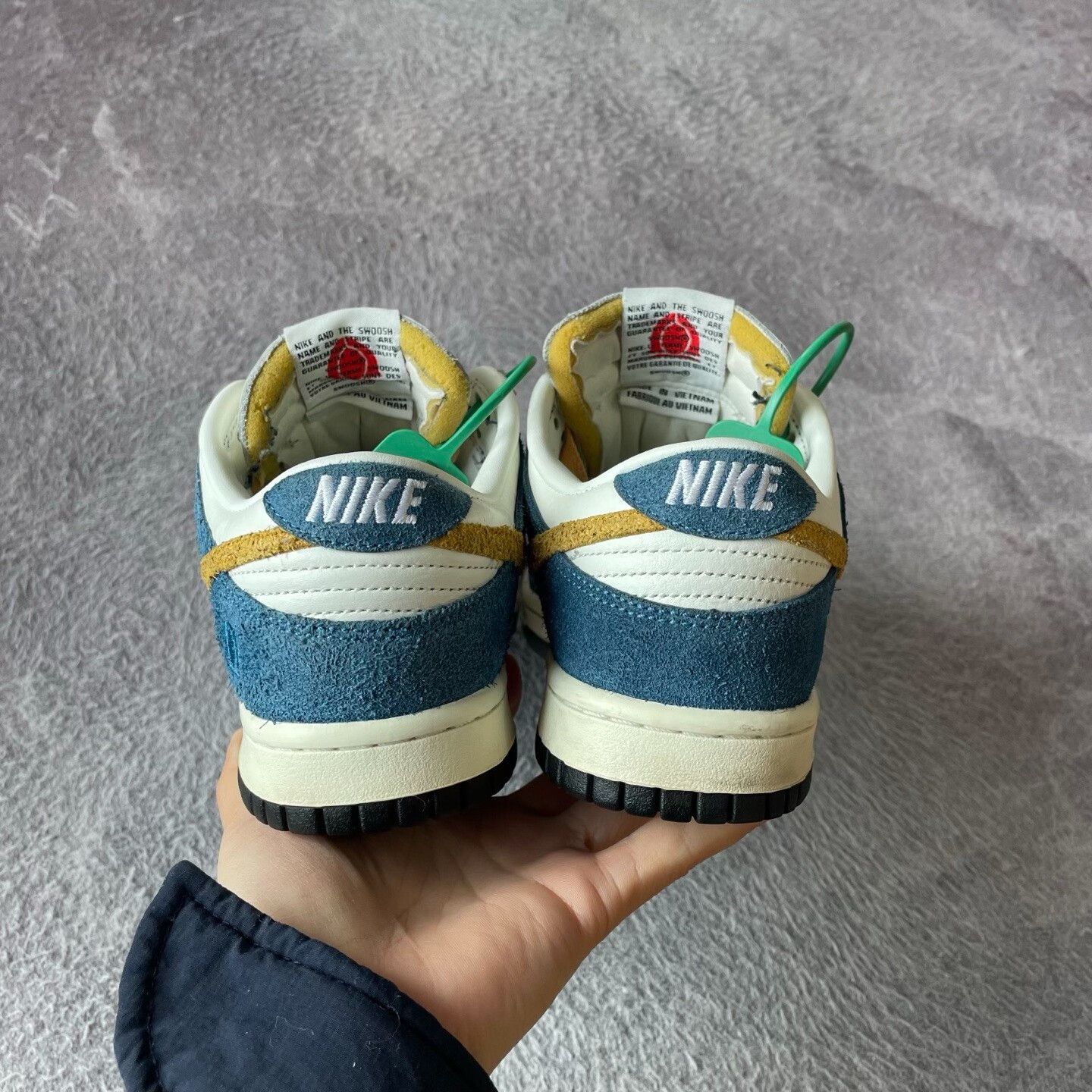 Nike Nike DUNK Collab Yellow Lowtop Sneakers 37 Men Size US 5 / EU 37 - 3 Thumbnail