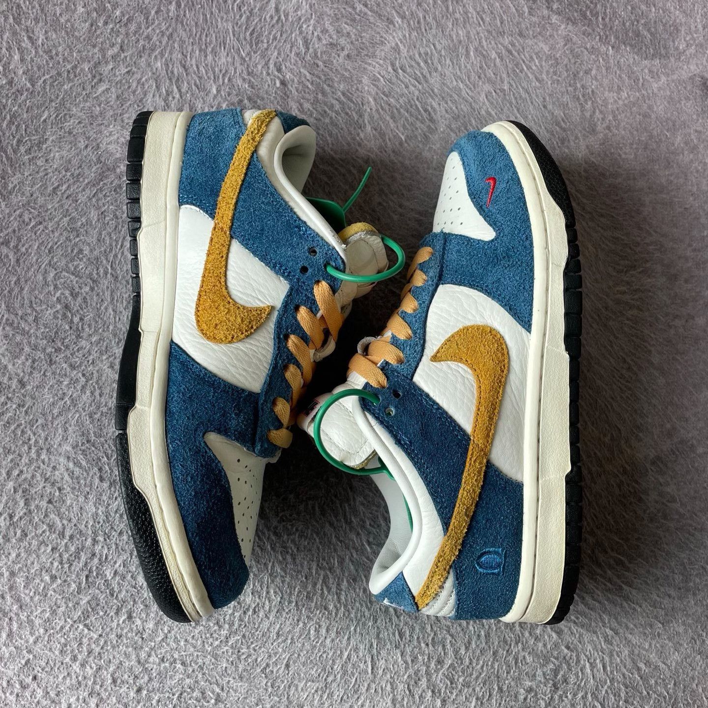 Nike Nike DUNK Collab Yellow Lowtop Sneakers 37 Men Size US 5 / EU 37 - 7 Thumbnail