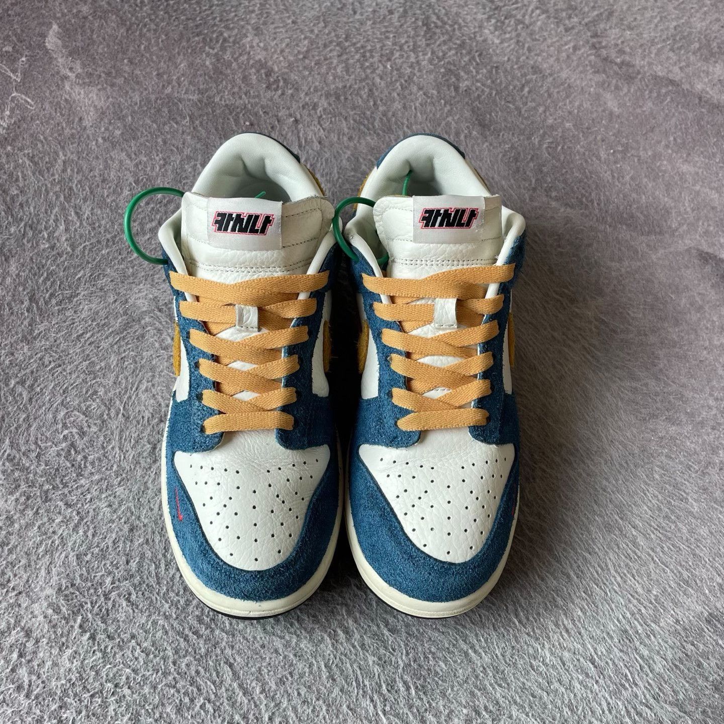 Nike Nike DUNK Collab Yellow Lowtop Sneakers 37 Men Size US 5 / EU 37 - 2 Thumbnail