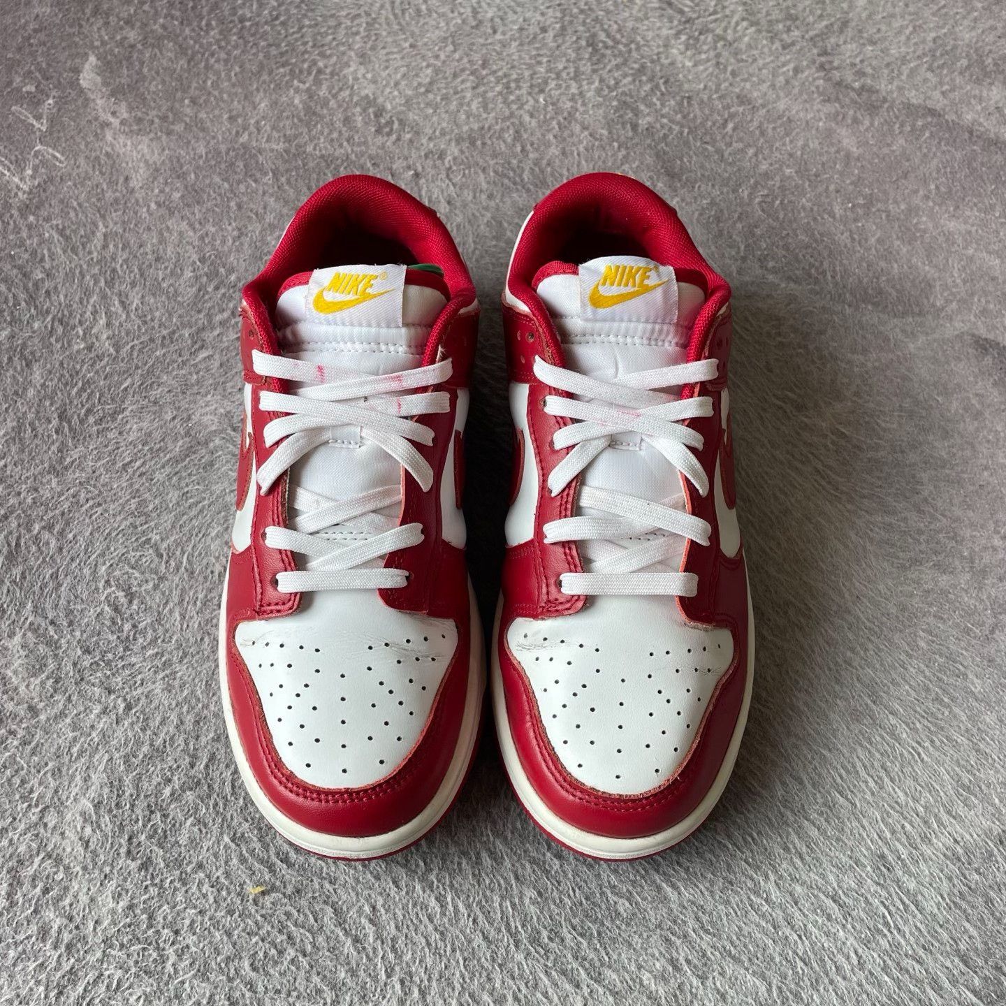 Adidas Adidas Red Lowtop Sneakers 40 Men Size US 7.5 / EU 40-41 - 2 Thumbnail