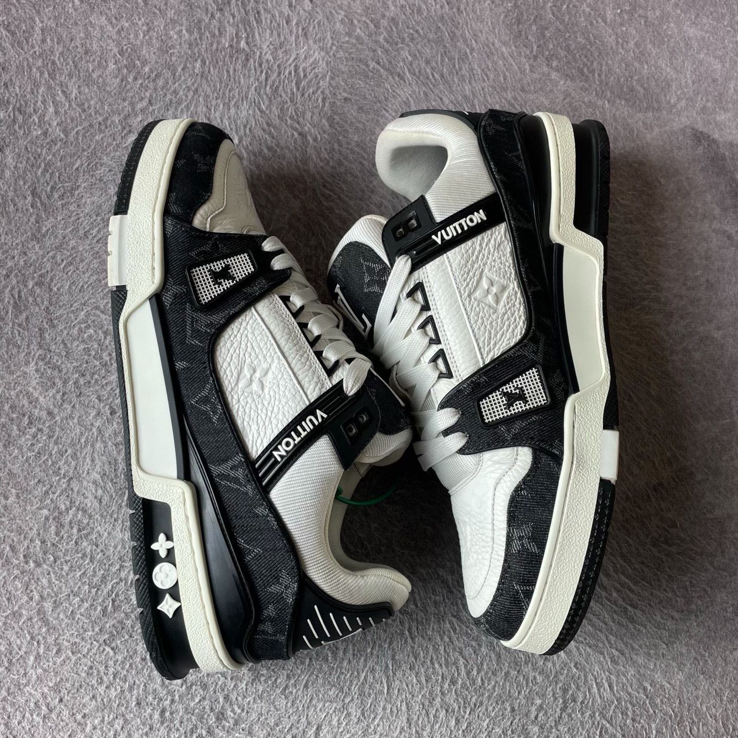 Louis Vuitton Louis Vuitton Training Black Lowtop Sneakers 41 Men Size US 8.5 / EU 41-42 - 6 Thumbnail