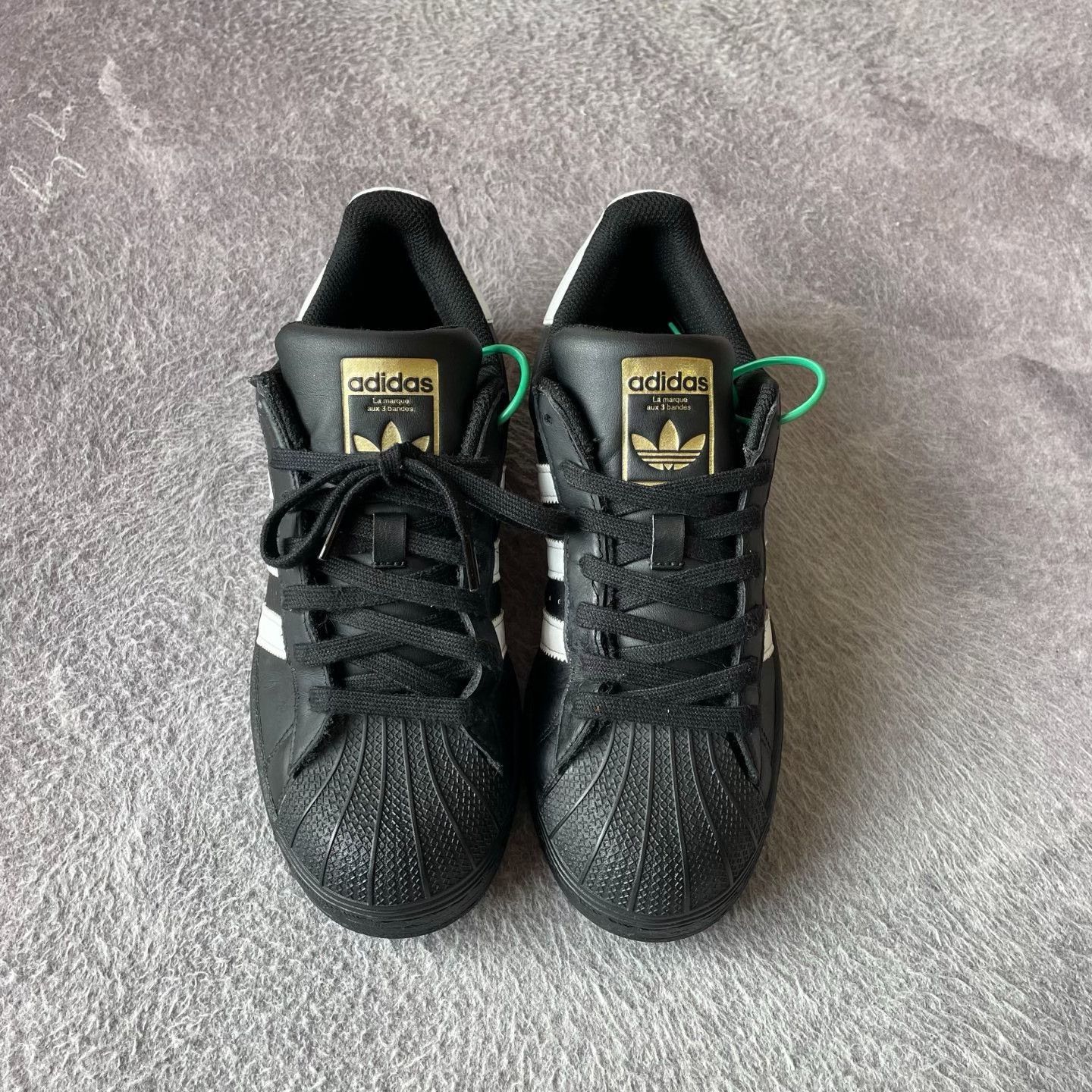 Adidas Adidas Black Lowtop Sneakers 40 Men Size US 7.5 / EU 40-41 - 2 Thumbnail