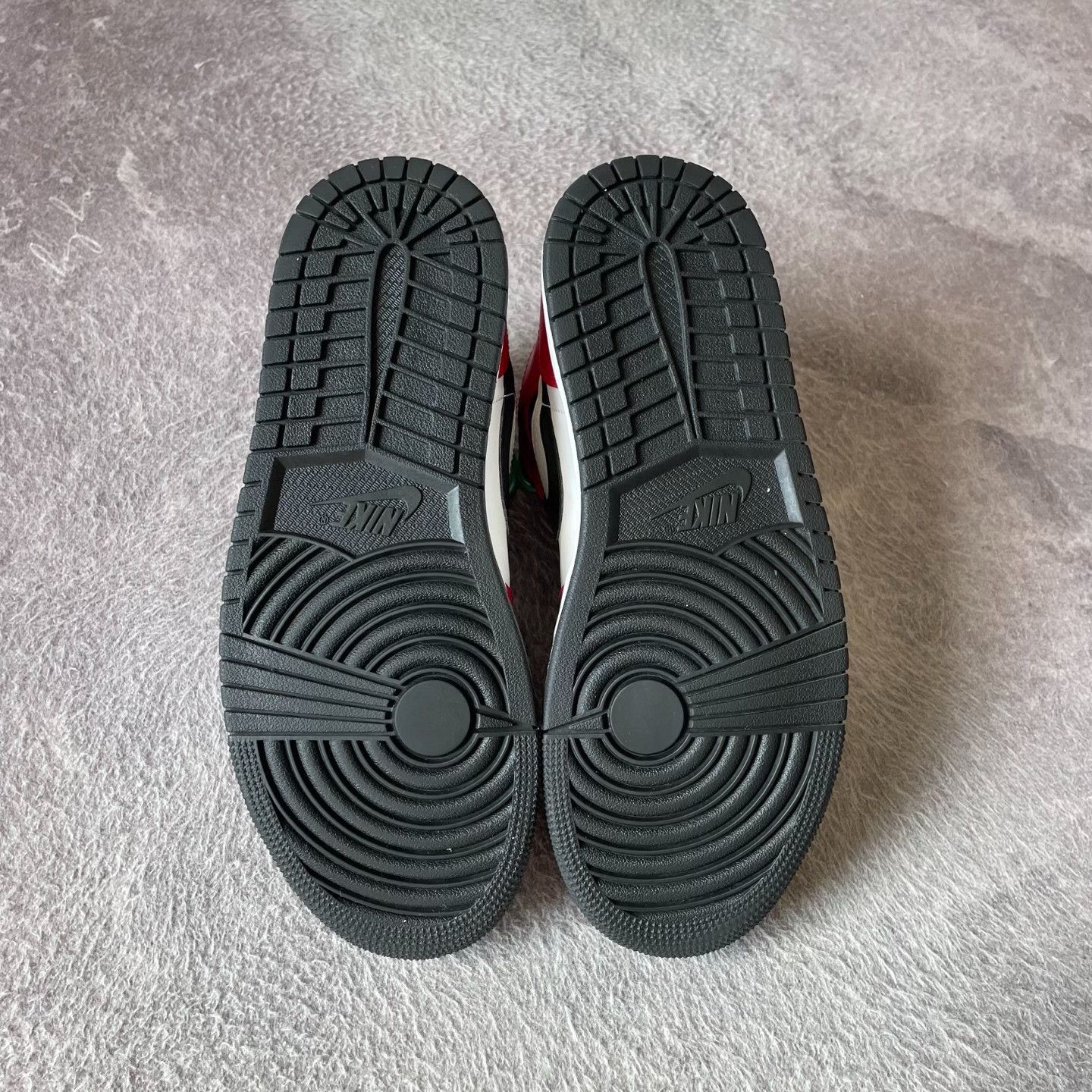 Nike Nike Black Lowtop Sneakers 42 Men Size US 9 / EU 42 - 4 Thumbnail