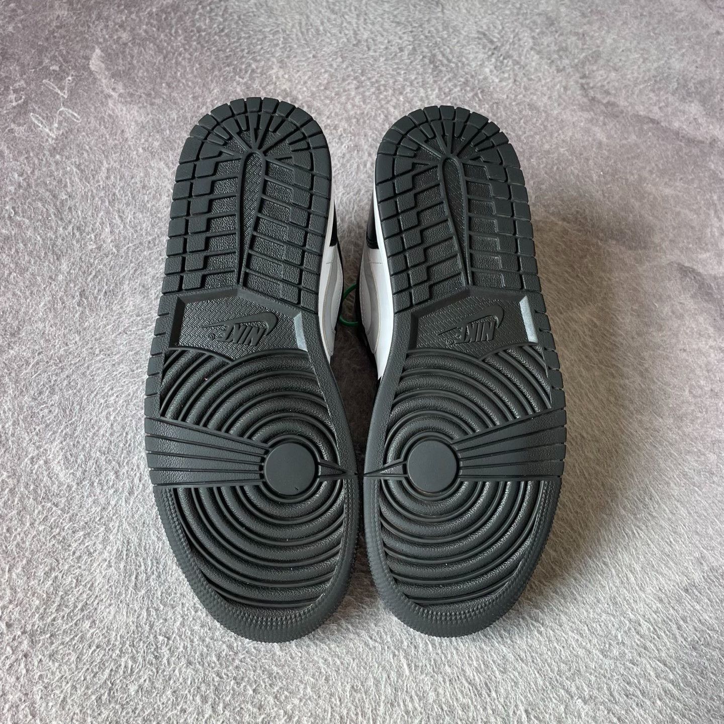 Nike Nike Black Lowtop Sneakers 42 Men Size US 9 / EU 42 - 4 Thumbnail