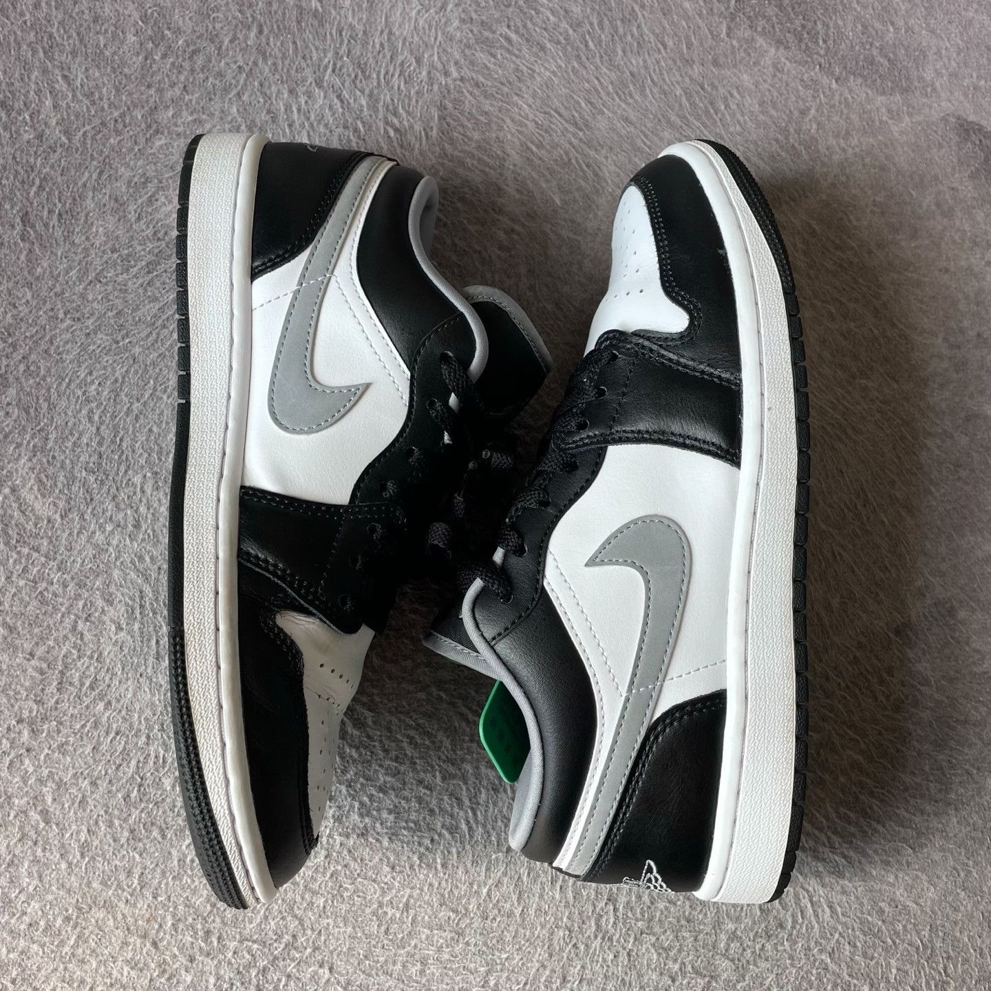 Nike Nike Black Lowtop Sneakers 42 Men Size US 9 / EU 42 - 7 Thumbnail