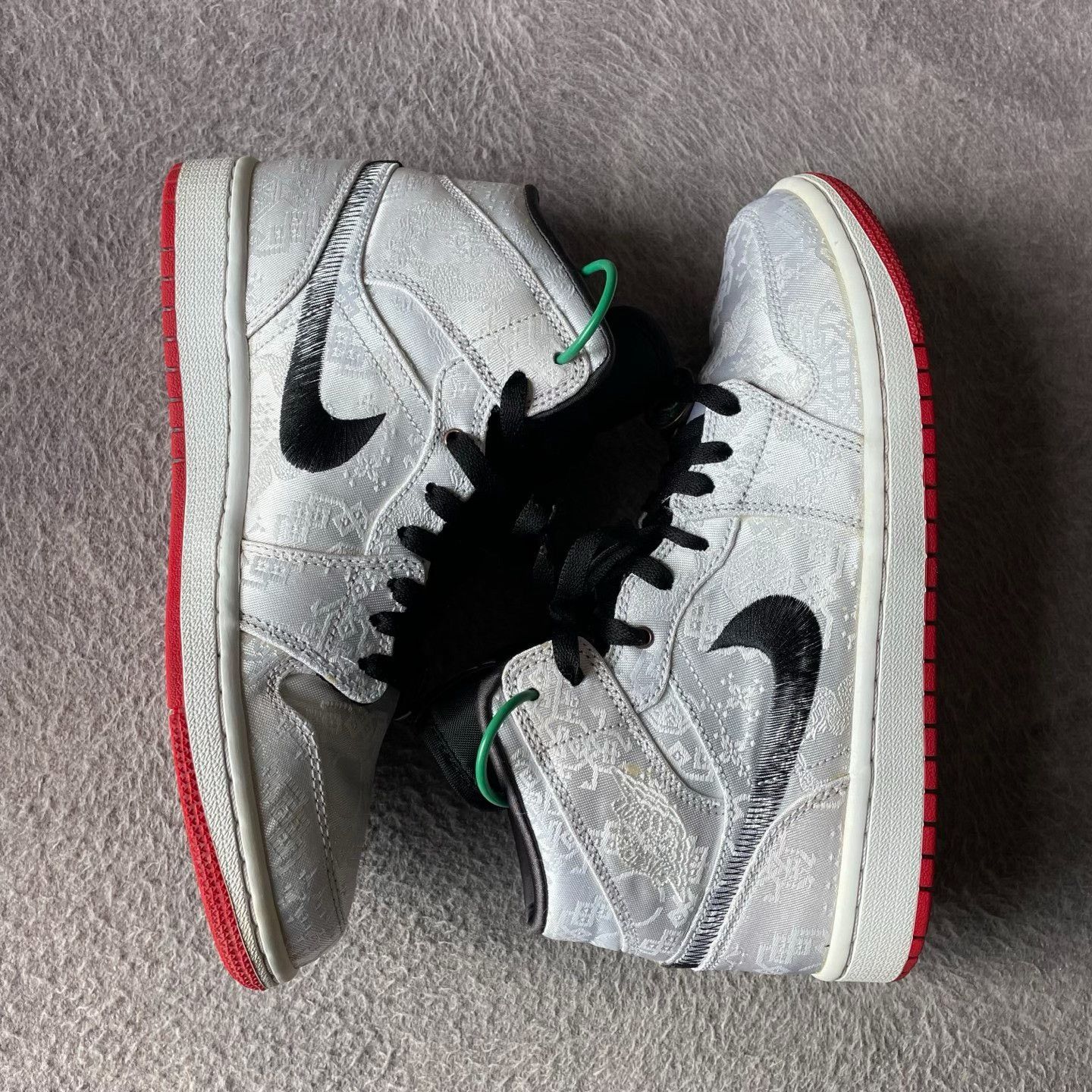 Nike Nike Silk White Lowtop Sneakers 40 Men Size US 7.5 / EU 40-41 - 8 Thumbnail