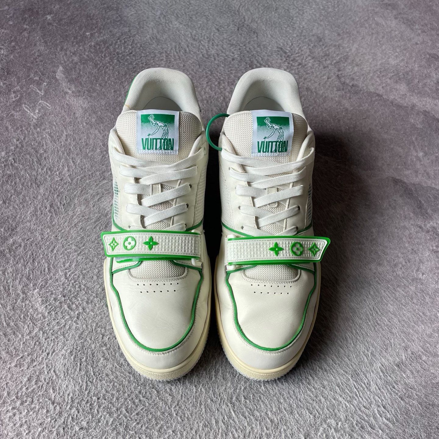 Louis Vuitton Louis Vuitton Training Green Lowtop Sneakers 44 Men Size US 10.5 / EU 43-44 - 2 Thumbnail