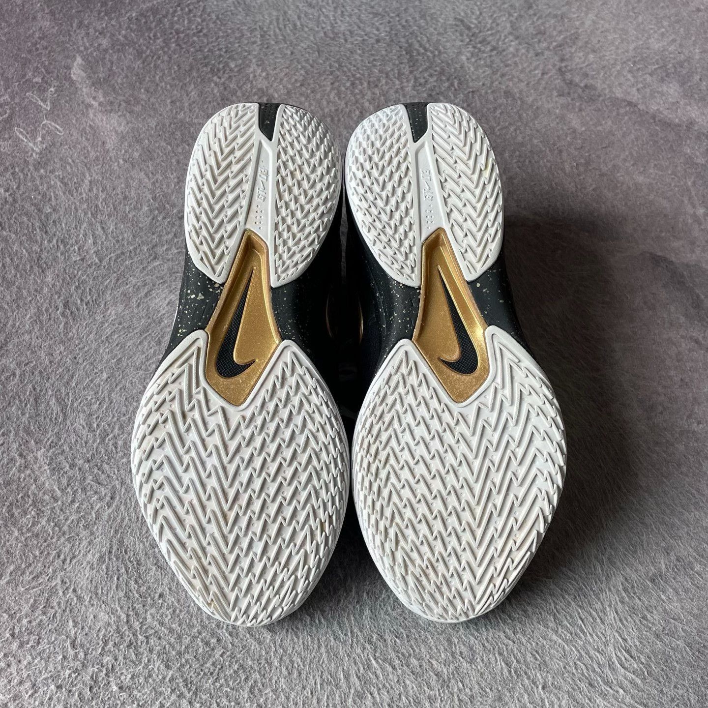 Nike Nike White Lowtop Sneakers 43 Men Size US 10 / EU 43 - 4 Thumbnail