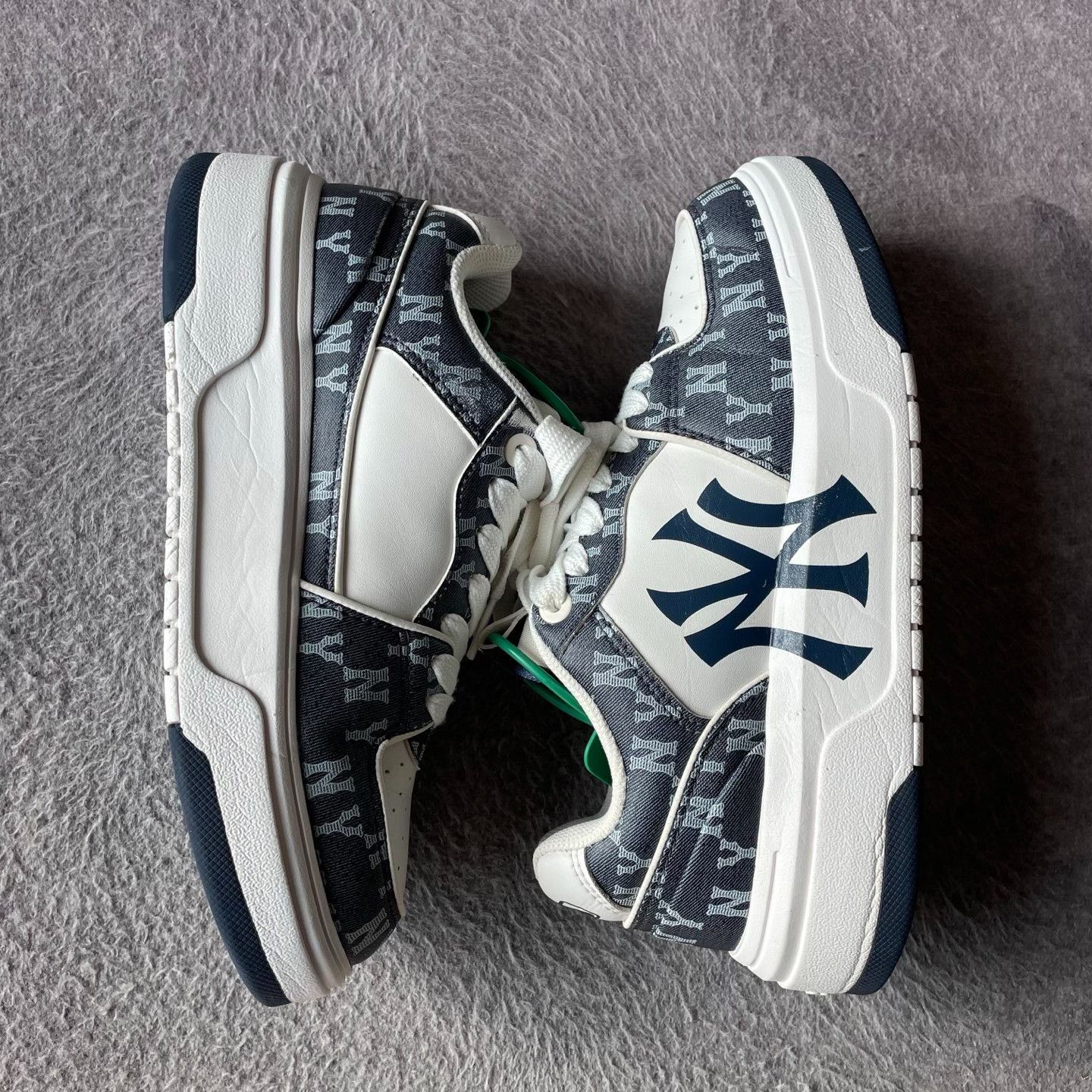 Other Blue Lowtop Sneakers 38 Women Size US 7.5 / IT 37.5 - 7 Thumbnail