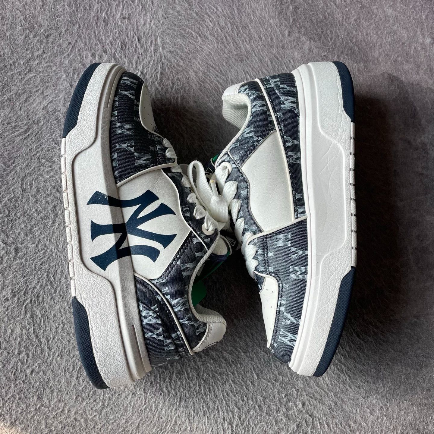 Other Blue Lowtop Sneakers 38 Women Size US 7.5 / IT 37.5 - 6 Thumbnail