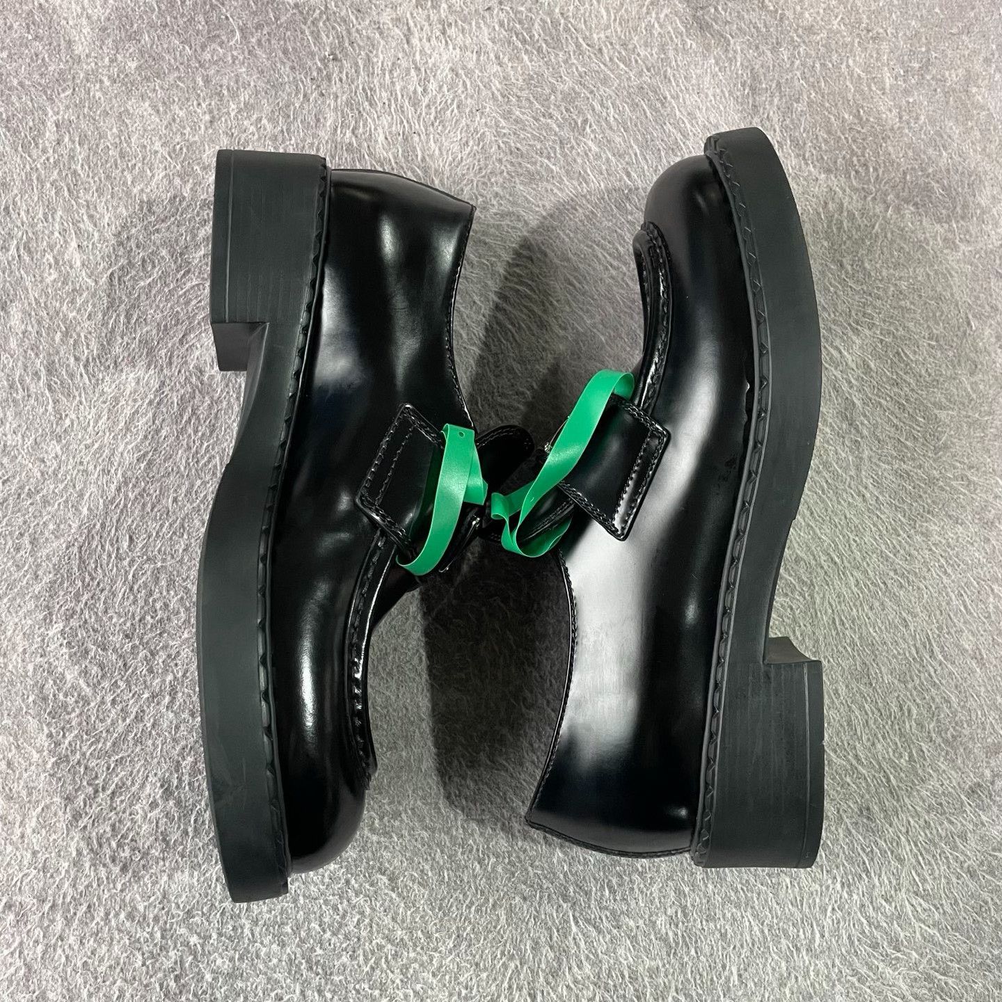 Prada Prada Brown Lowtop Sneakers M Women Size US 7 / IT 37 - 8 Thumbnail