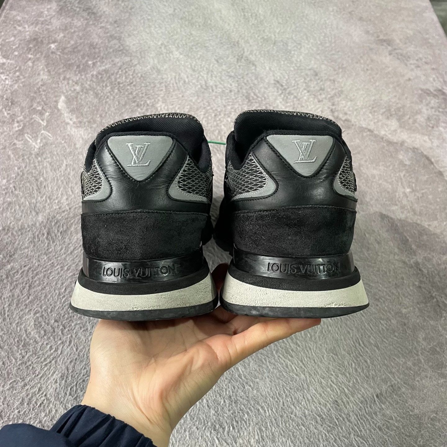 Louis Vuitton Louis Vuitton Gray Lowtop Sneakers 45 Men Size US 11.5 / EU 44-45 - 3 Thumbnail