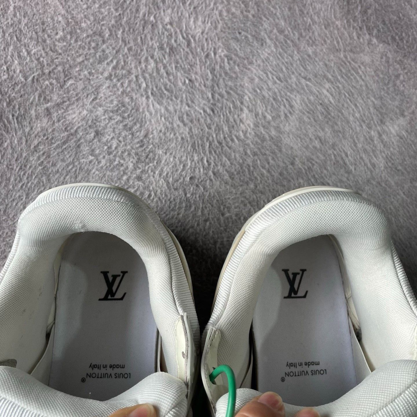 Louis Vuitton Louis Vuitton Training White Lowtop Sneakers 44 Men Size US 10.5 / EU 43-44 - 8 Thumbnail