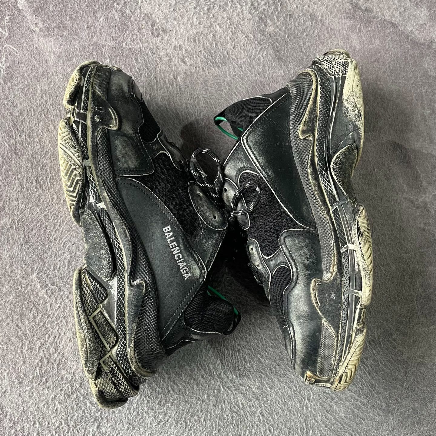 Balenciaga Balenciaga Gray Lowtop Sneakers S Men Size US 10 / EU 43 - 6 Thumbnail