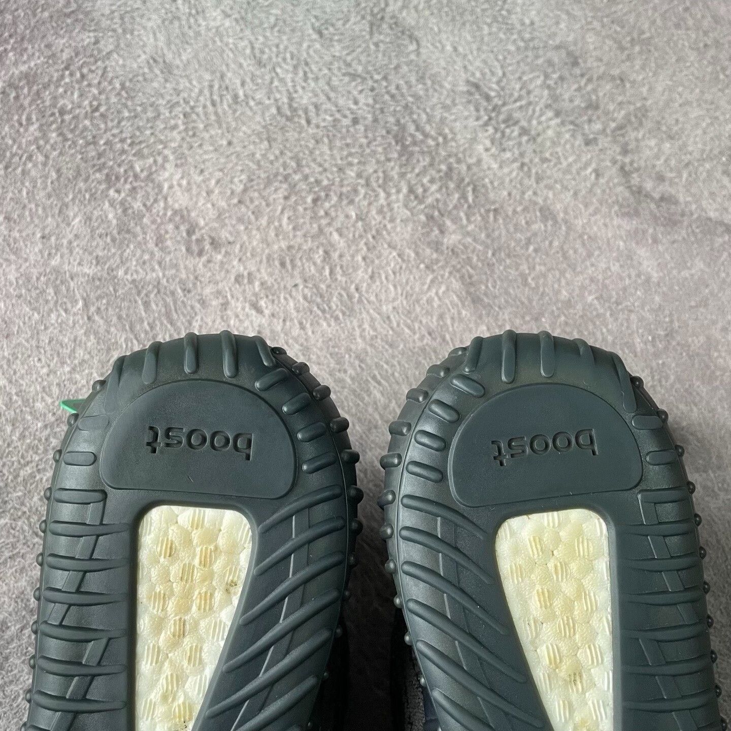 Yeezy Yeezy Black Lowtop Sneakers 43 Men Size US 10 / EU 43 - 5 Thumbnail