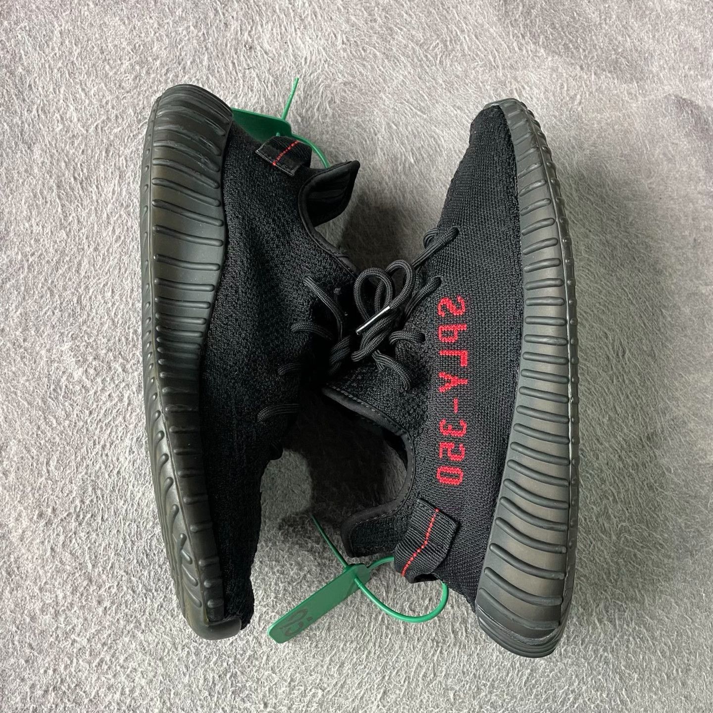 Yeezy Yeezy Black Lowtop Sneakers 44 Men Size US 10.5 / EU 43-44 - 7 Thumbnail