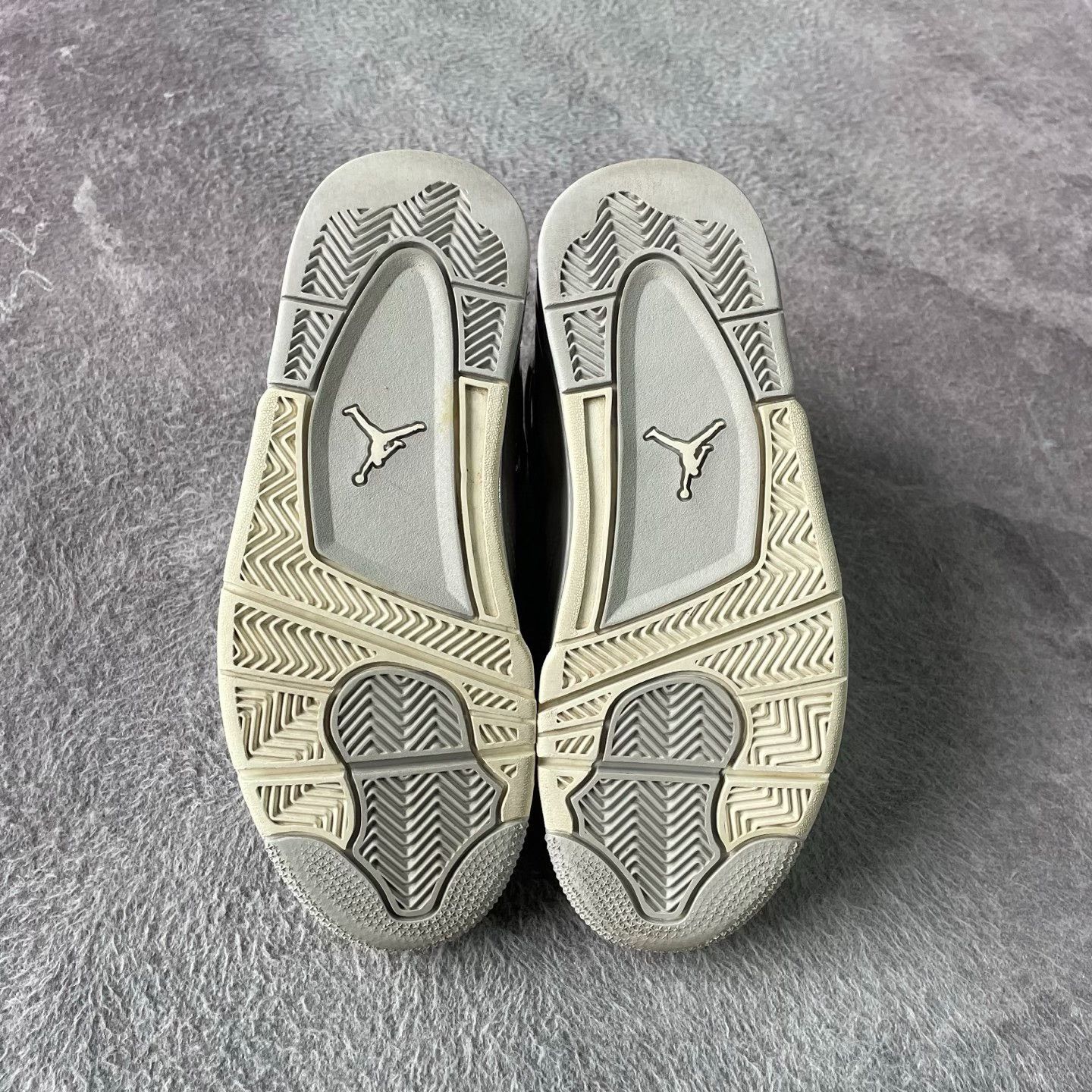 Nike Nike Silver Lowtop Sneakers 39 Men Size US 6.5 / EU 39-40 - 4 Thumbnail