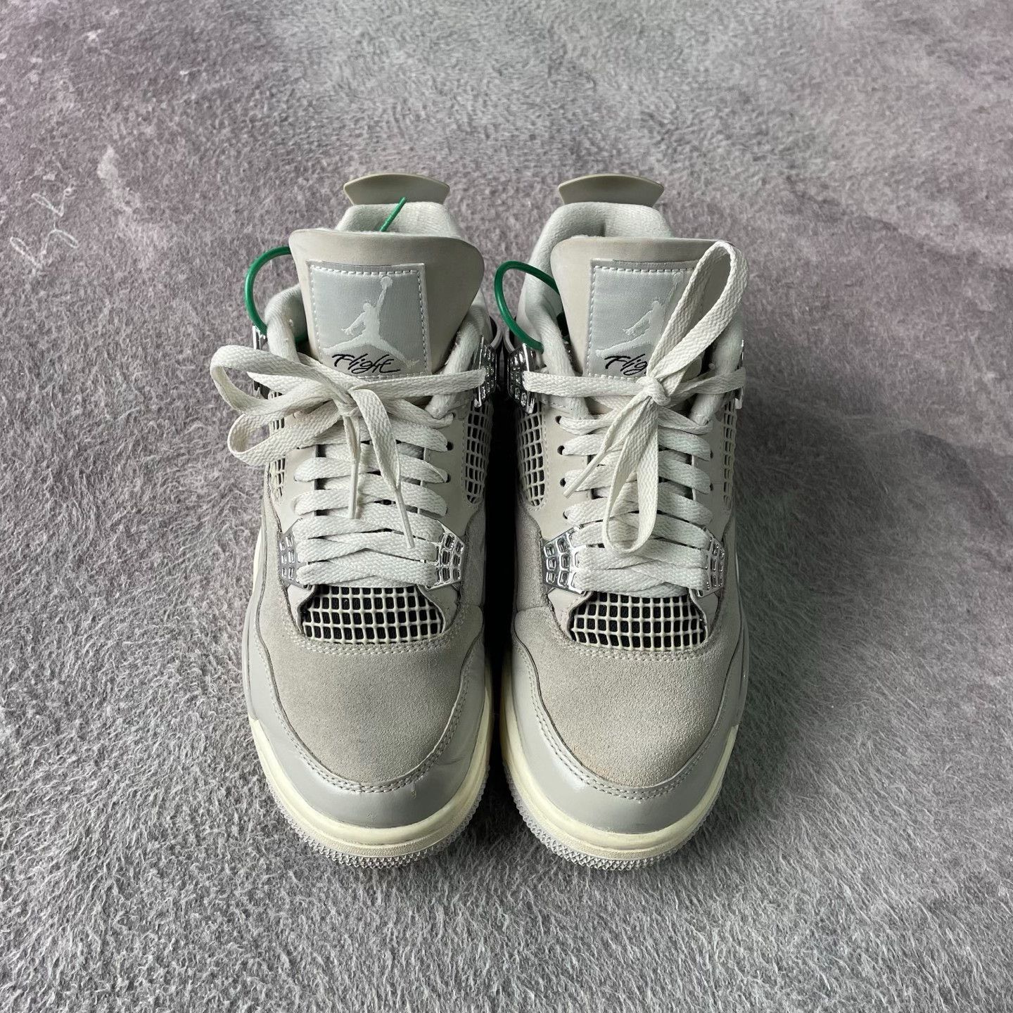Nike Nike Silver Lowtop Sneakers 39 Men Size US 6.5 / EU 39-40 - 2 Thumbnail
