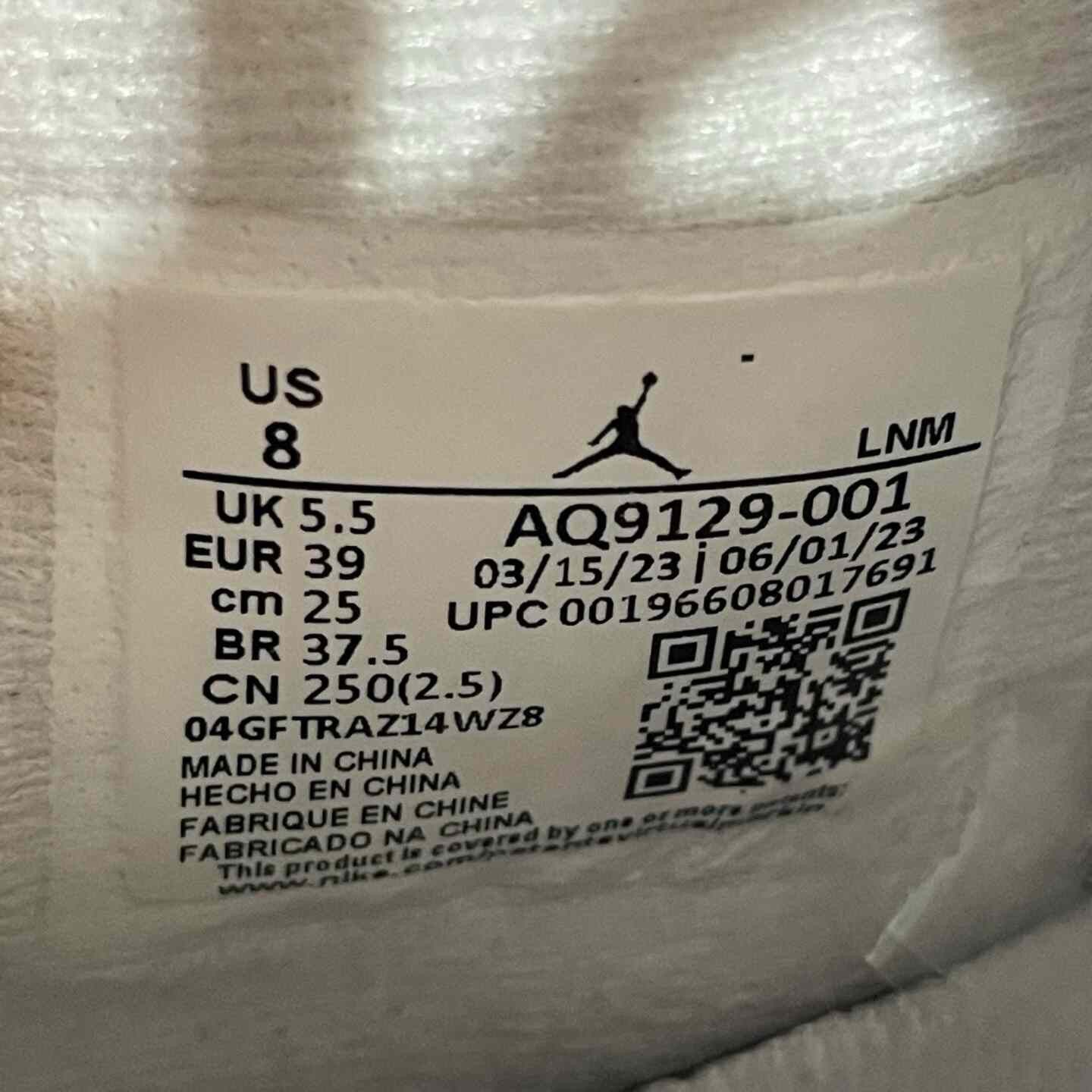 Nike Nike Silver Lowtop Sneakers 39 Men Size US 6.5 / EU 39-40 - 5 Thumbnail