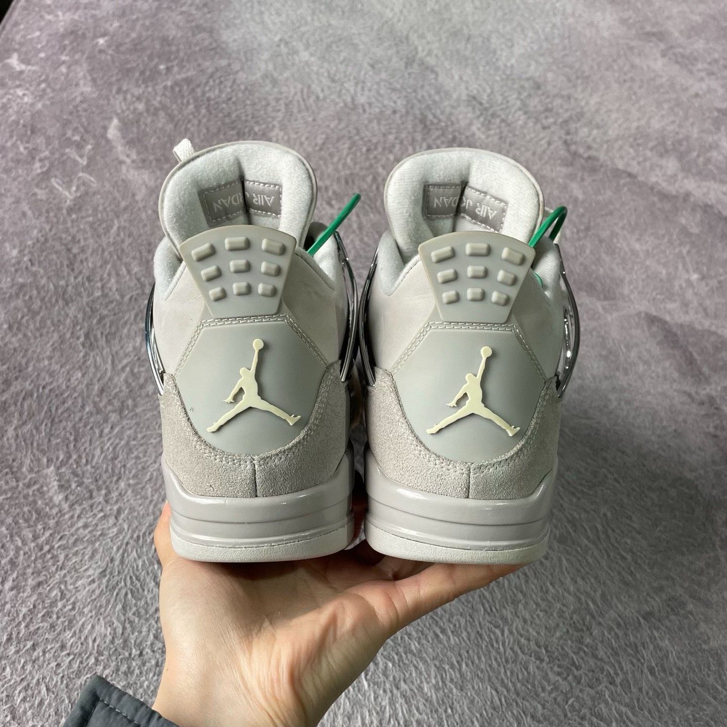 Nike Nike Silver Lowtop Sneakers 39 Men Size US 6.5 / EU 39-40 - 3 Thumbnail