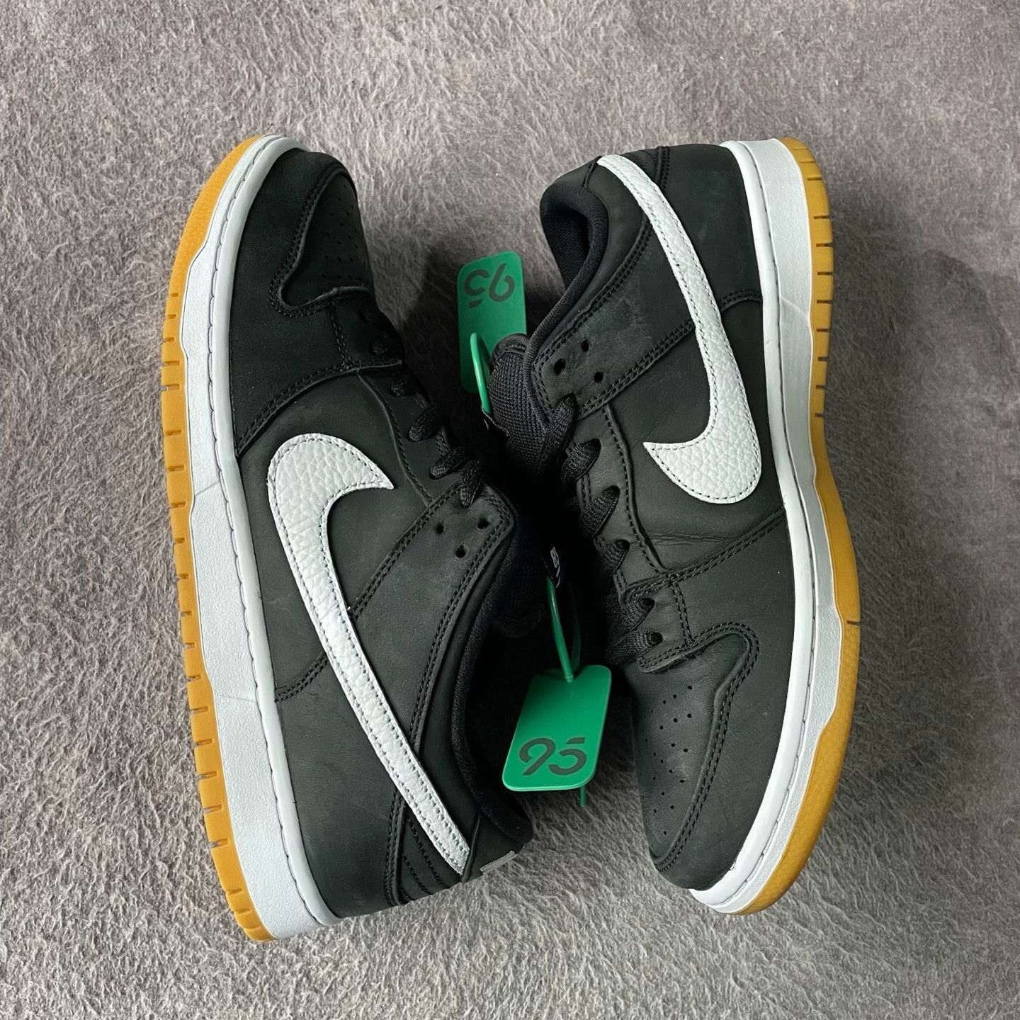 Alexander McQueen Alexander McQueen Black Lowtop Sneakers 44 Men Size US 10.5 / EU 43-44 - 6 Thumbnail