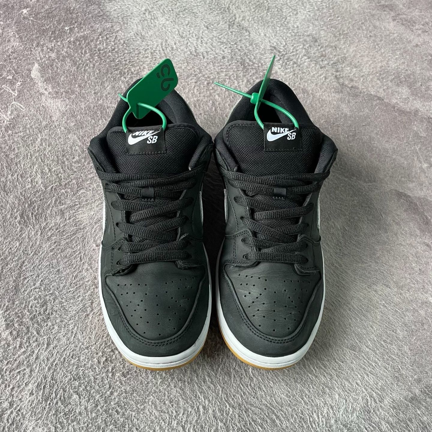 Alexander McQueen Alexander McQueen Black Lowtop Sneakers 44 Men Size US 10.5 / EU 43-44 - 2 Thumbnail