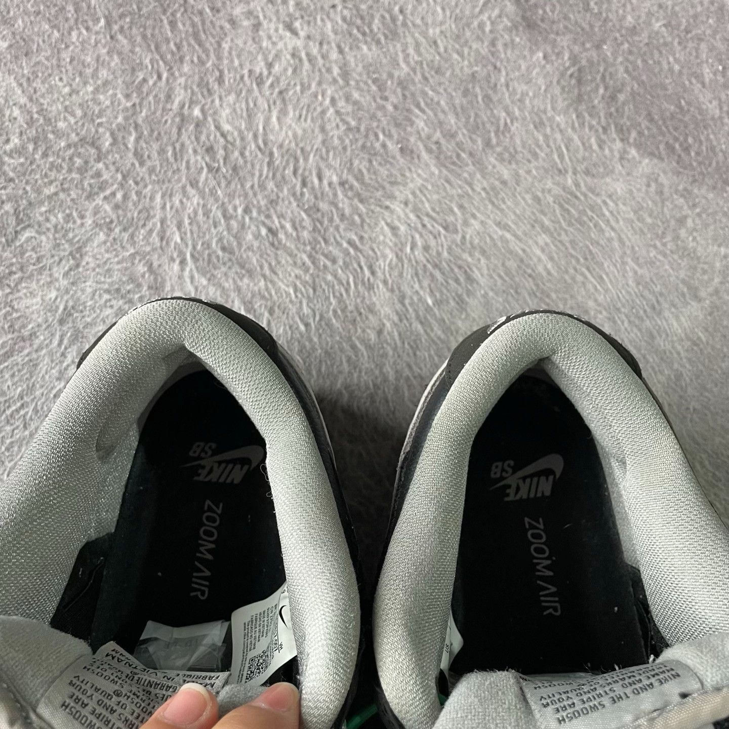 Adidas Adidas Gray Lowtop Sneakers 42 Men Size US 9 / EU 42 - 8 Thumbnail