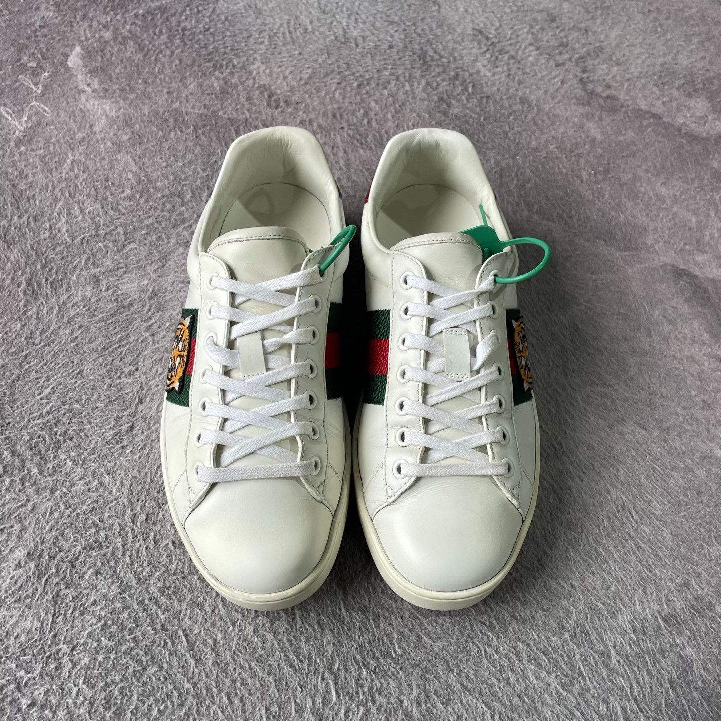 Gucci Gucci Tiger Lowtop Sneakers 38 Men Size US 6 / EU 39 - 2 Thumbnail