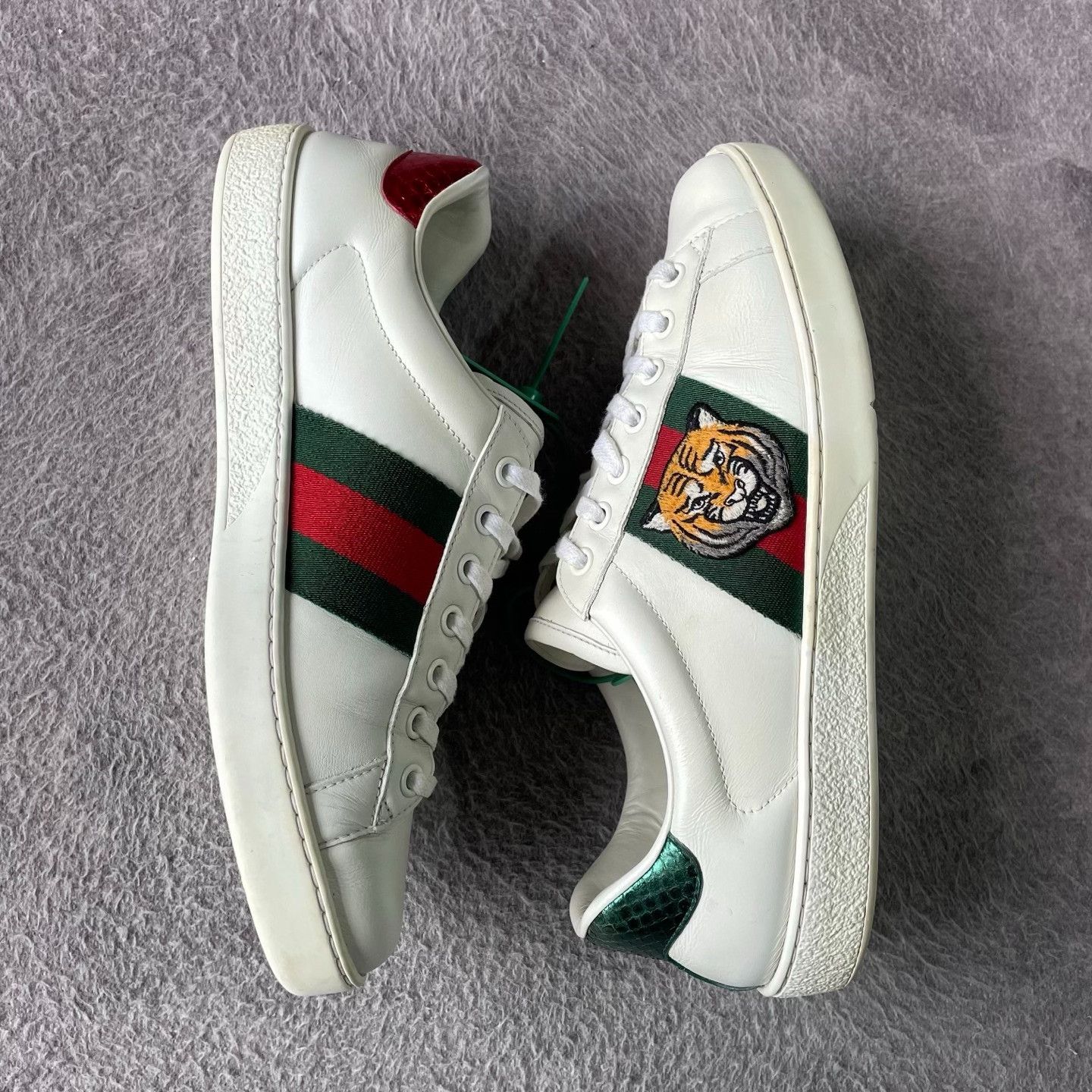 Gucci Gucci Tiger Lowtop Sneakers 38 Men Size US 6 / EU 39 - 8 Thumbnail
