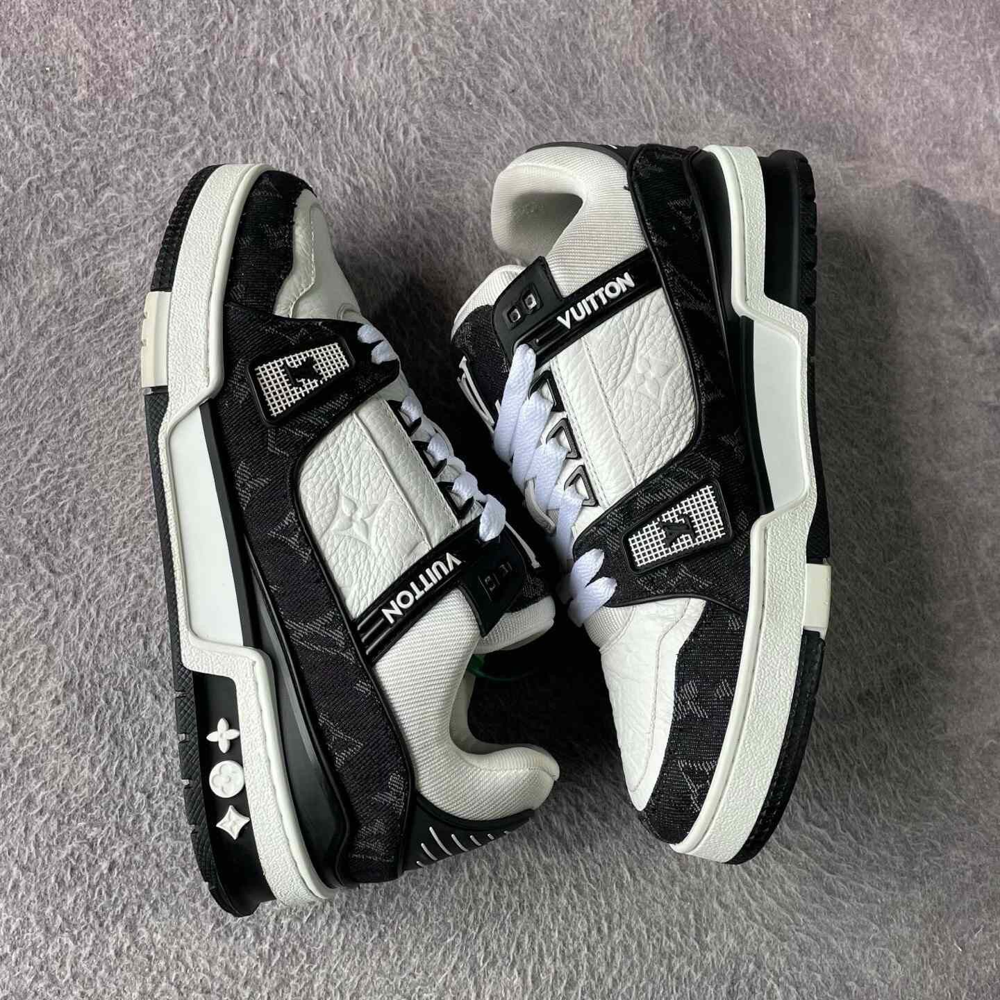 Louis Vuitton Louis Vuitton Training Black Lowtop Sneakers 39 Men Size US 6.5 / EU 39-40 - 6 Thumbnail