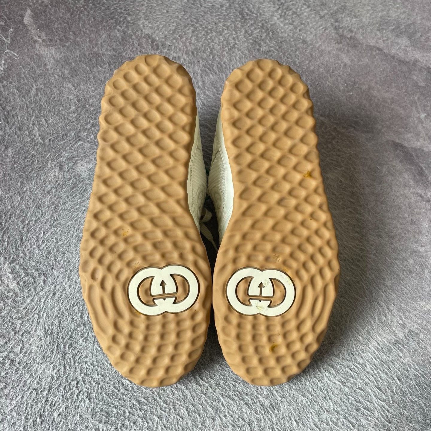 Gucci Gucci White Lowtop Sneakers 40 Men Size US 7.5 / EU 40-41 - 4 Thumbnail