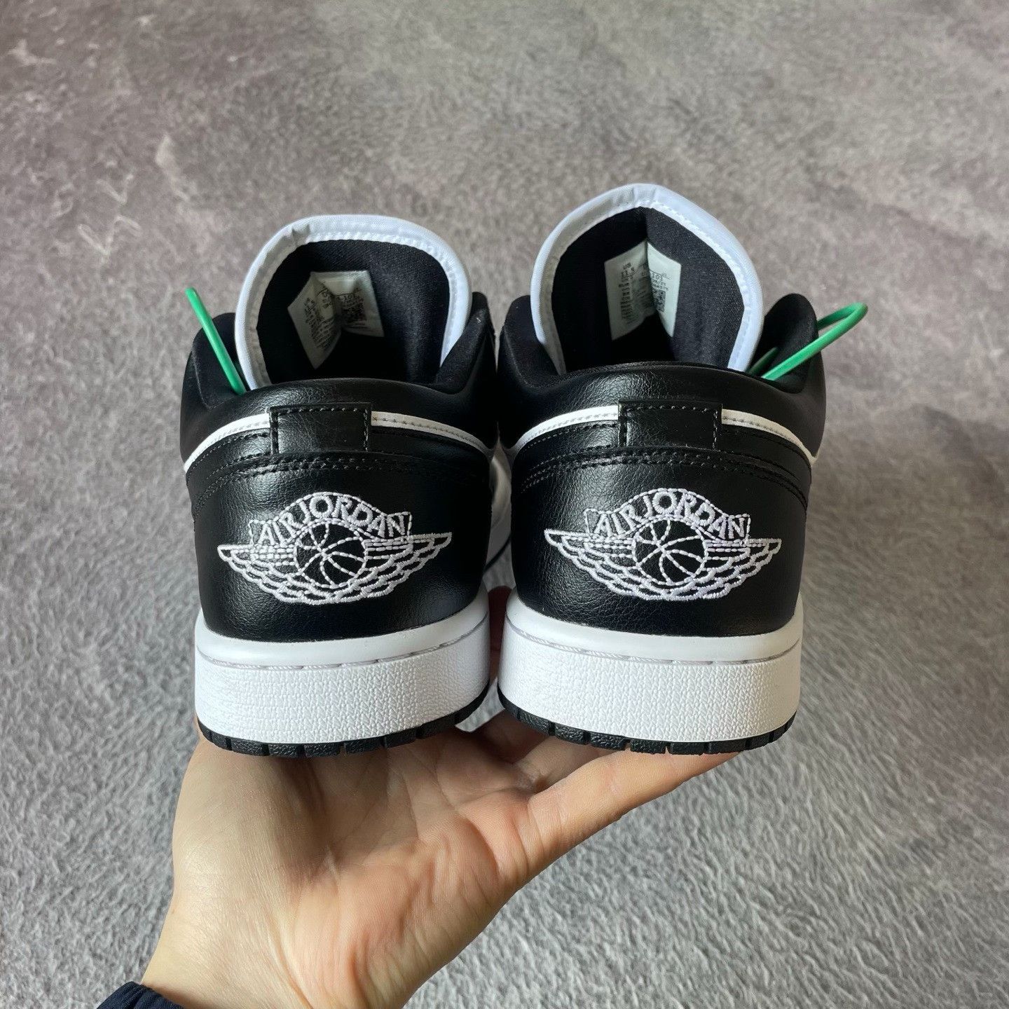 Nike Nike Black Lowtop Sneakers 44 Men Size US 10.5 / EU 43-44 - 3 Thumbnail