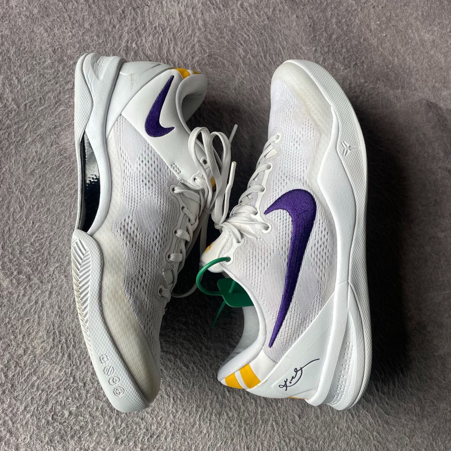 Nike Nike White Lowtop Sneakers 43 Men Size US 10 / EU 43 - 9 Thumbnail