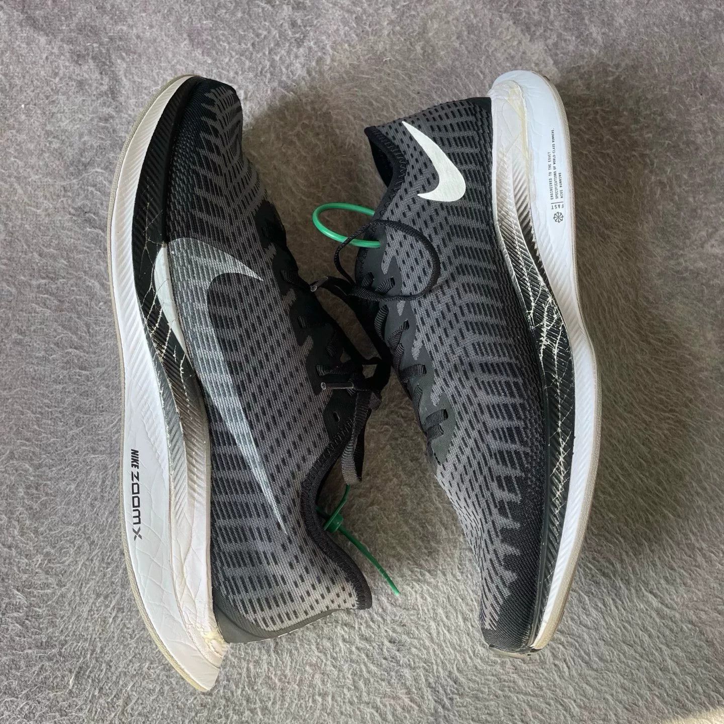 Nike Nike Black Lowtop Sneakers 42 Men Size US 9 / EU 42 - 8 Thumbnail