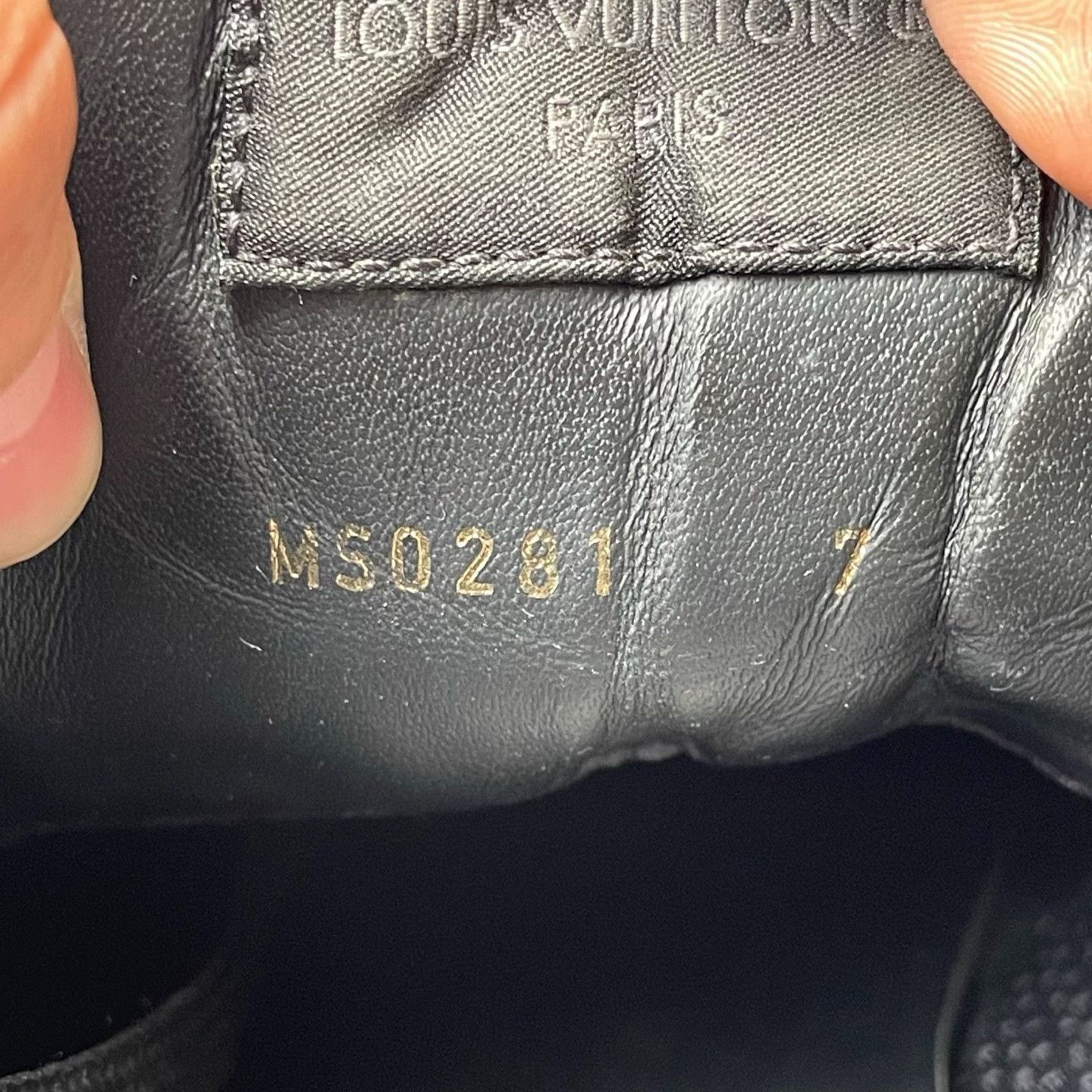 Louis Vuitton Louis Vuitton Black Lowtop Sneakers 41 Men Size US 8.5 / EU 41-42 - 5 Thumbnail