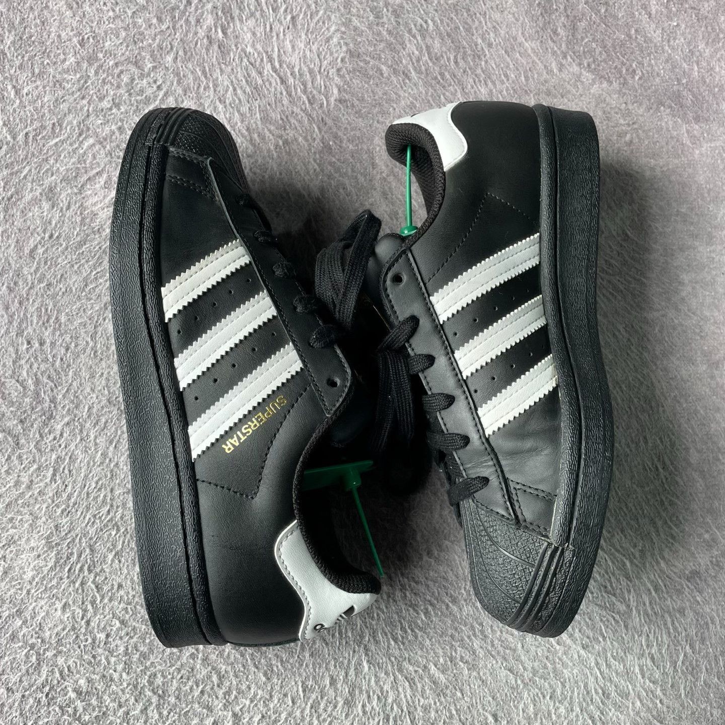 Adidas Adidas Black Lowtop Sneakers 36 Men Size US 5 / EU 37 - 7 Thumbnail